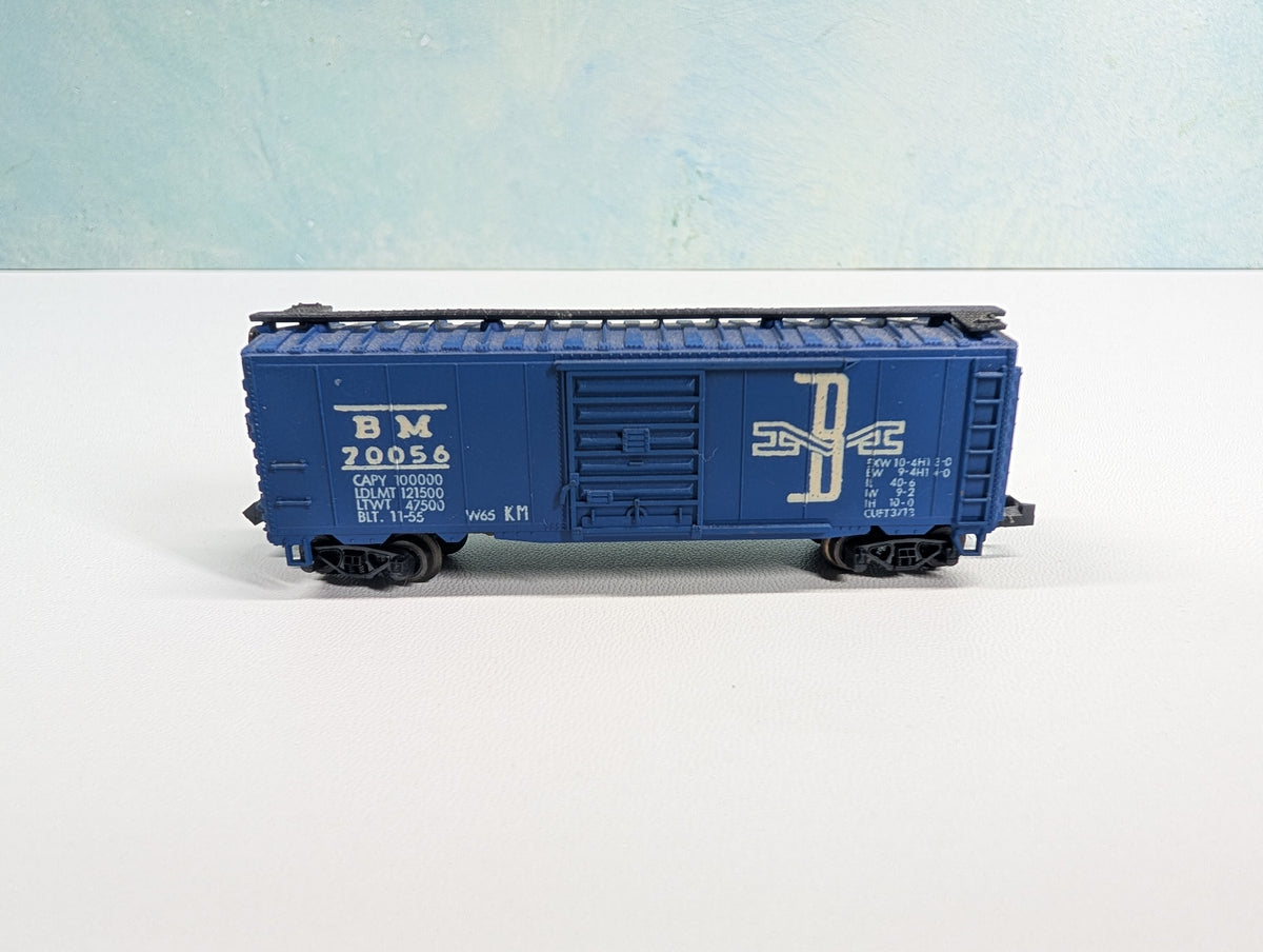 USED Postage Stamp Trains Aurora N Scale Box Car Boston and Maine BM #70056