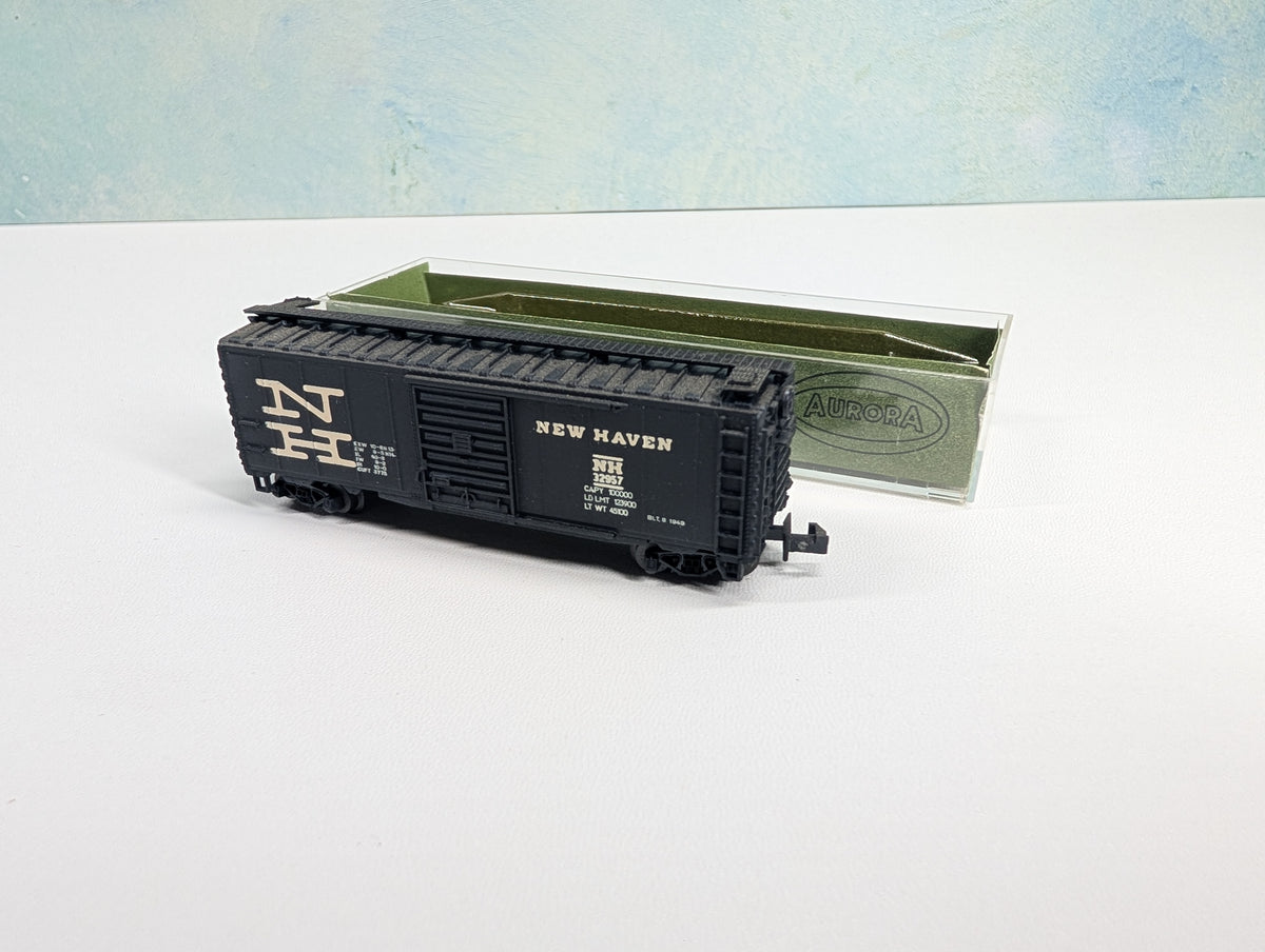 USED Postage Stamp Trains Aurora N Scale Box Car New Haven NH #32957