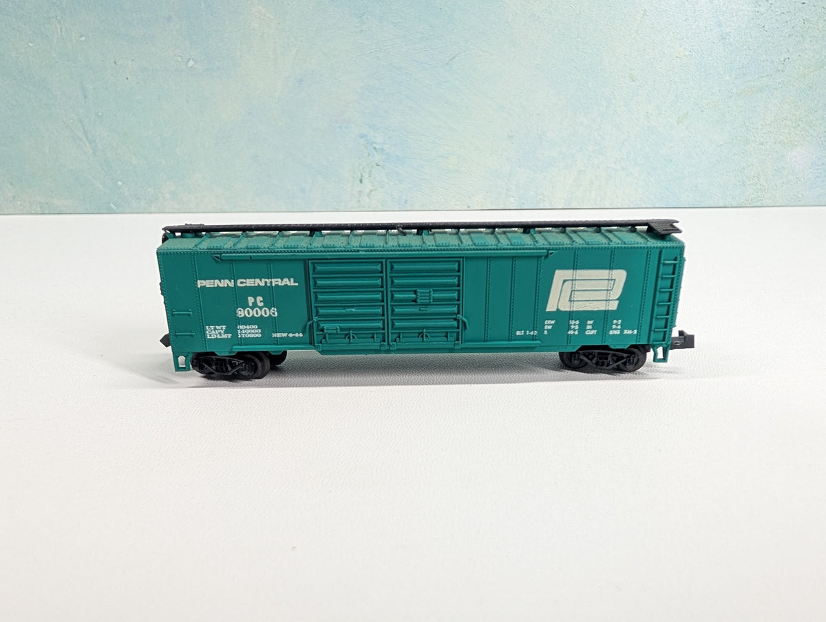 USED Postage Stamp Trains Aurora N Scale 50' DD Box Car Penn Central PC #80006