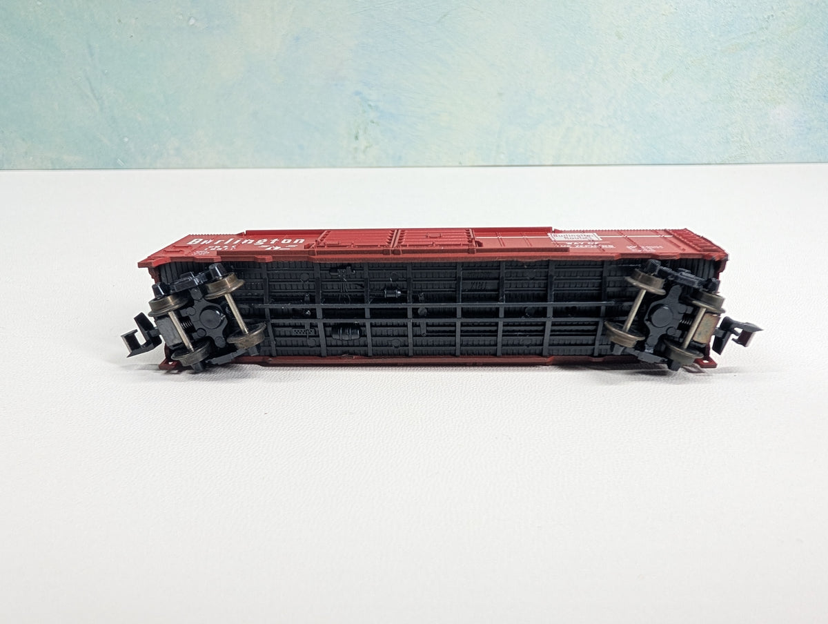 USED Postage Stamp Trains Aurora N Scale 50' DD Box Car Burlington CB&Q #18517 Red