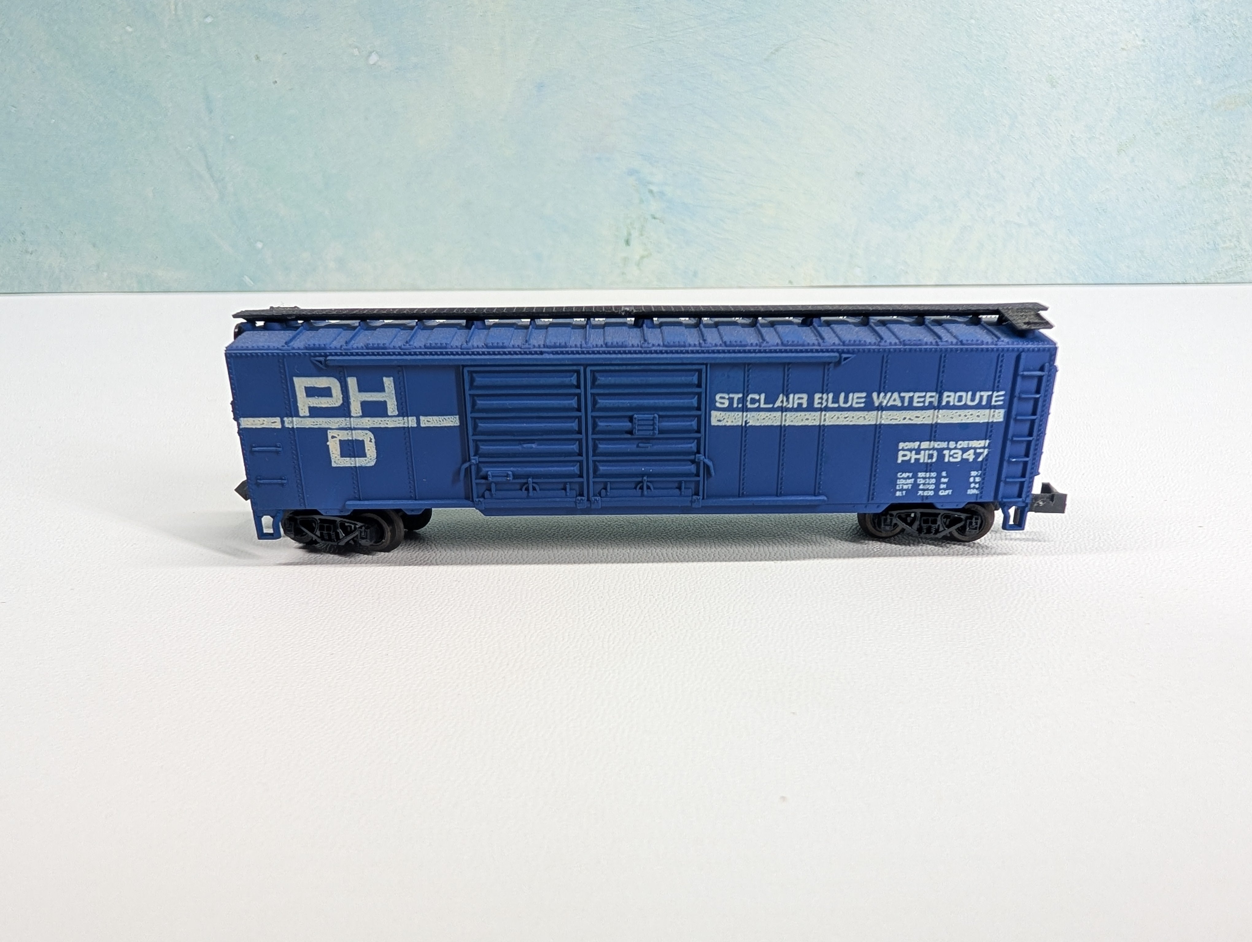 USED Postage Stamp Trains Aurora N Scale 50' DD Box Car Port Huron & Detroit PHD #1347