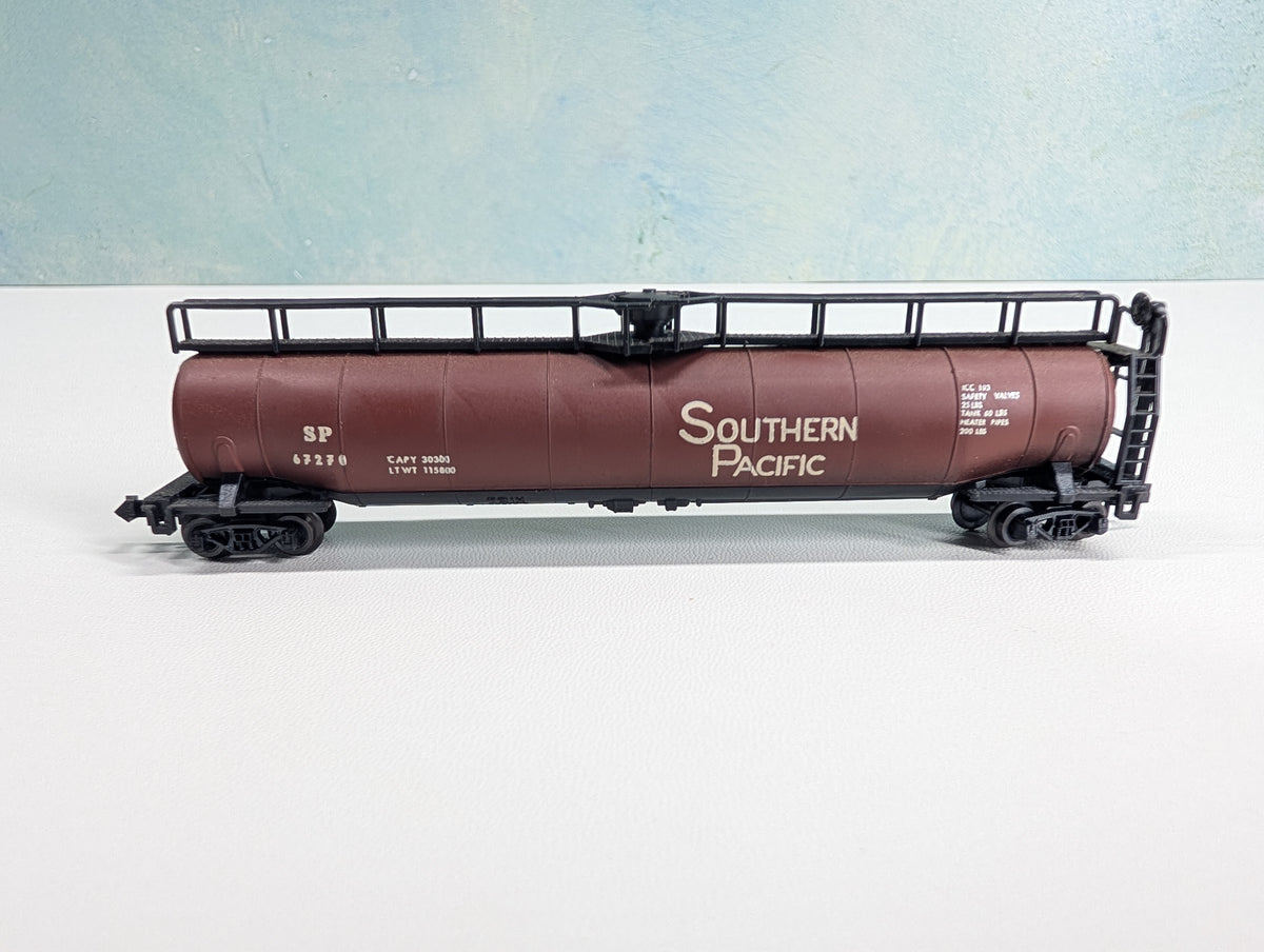 USED Postage Stamp Trains Aurora N Scale Jumbo Tank Car Southern Pacific SP #67270