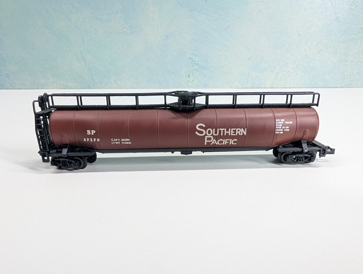 USED Postage Stamp Trains Aurora N Scale Jumbo Tank Car Southern Pacific SP #67270