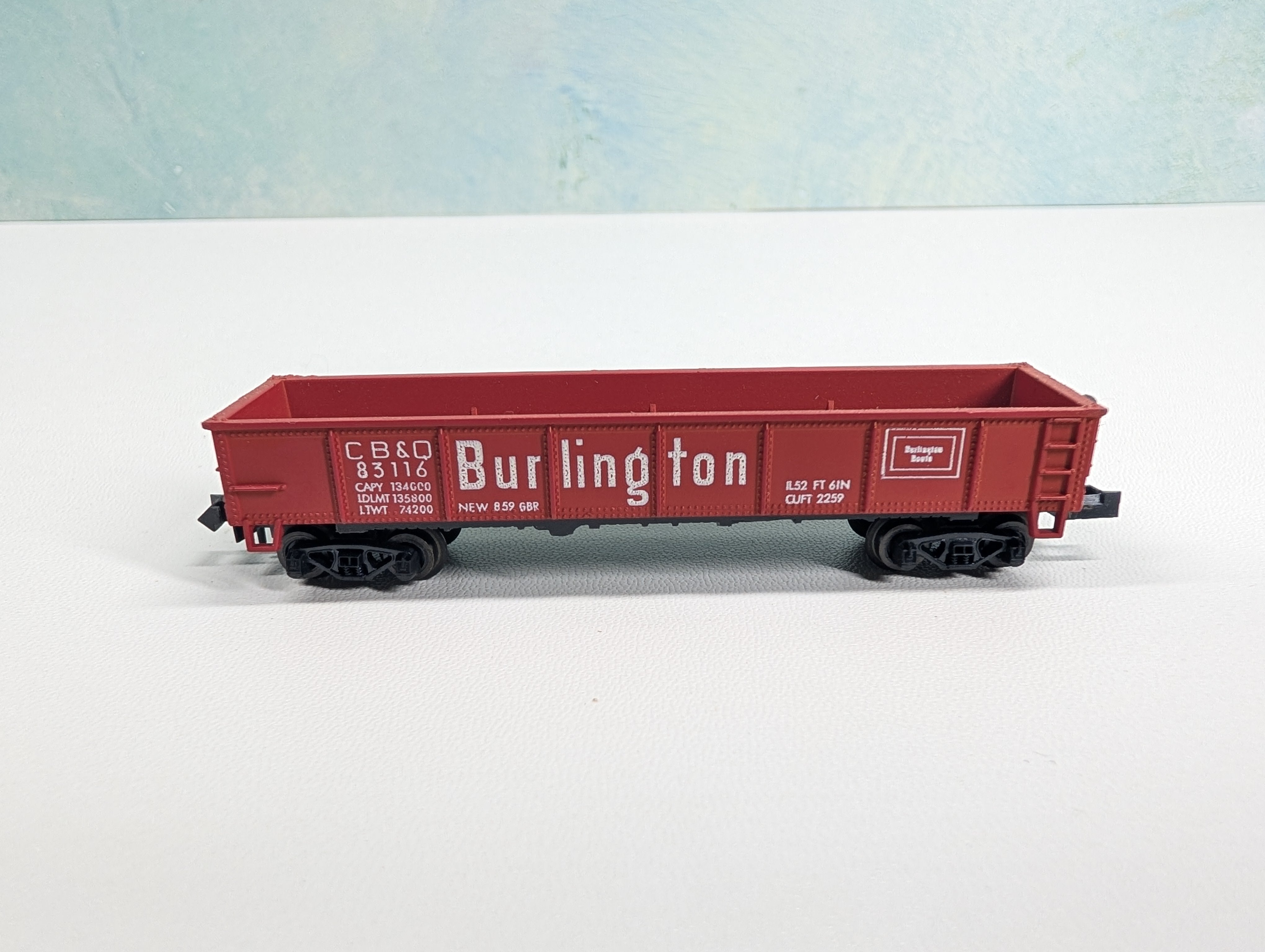 USED Postage Stamp Trains Aurora N Scale Gondola Burlington CB&Q #83116
