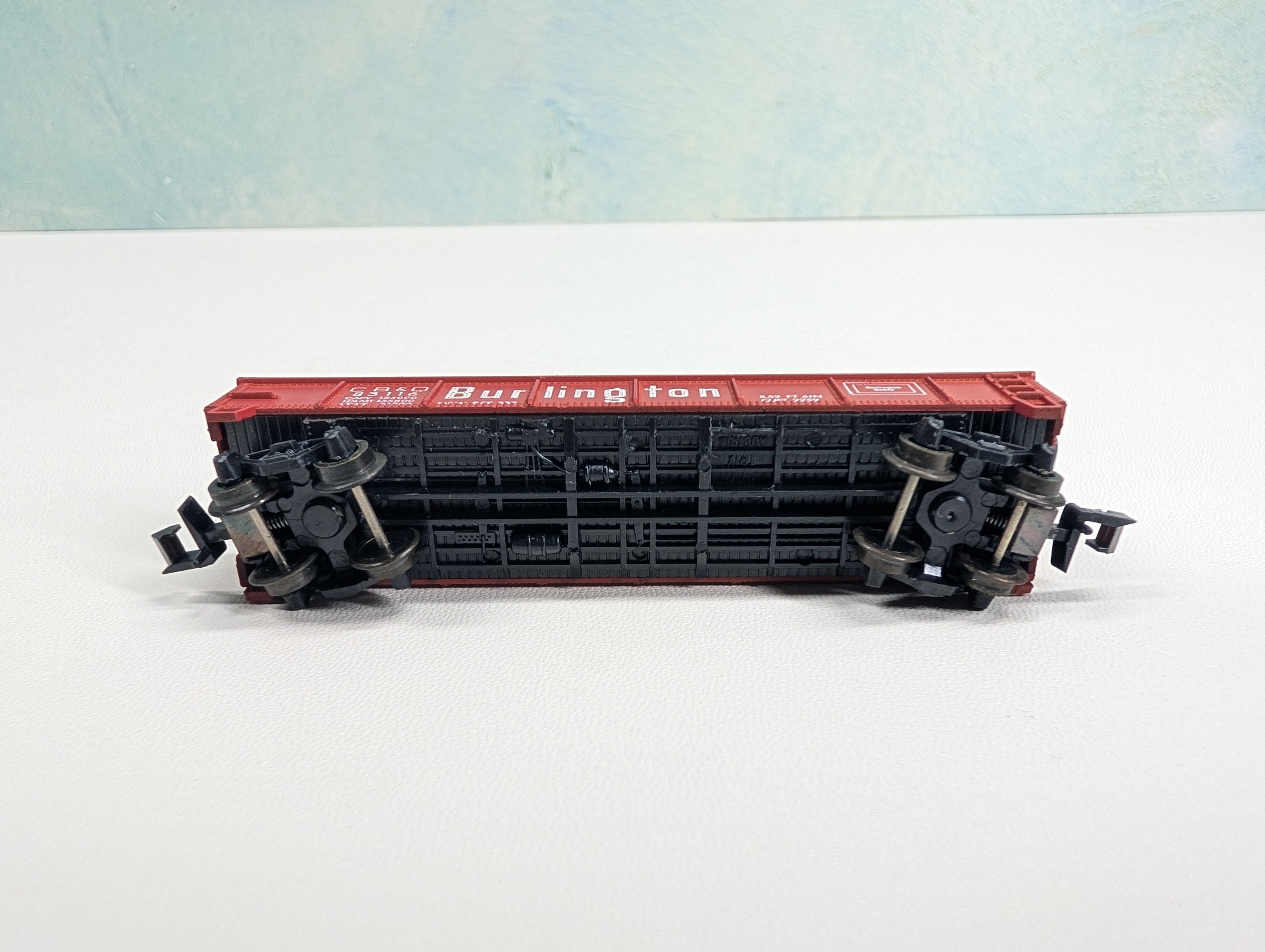 USED Postage Stamp Trains Aurora N Scale Gondola Burlington CB&Q #83116
