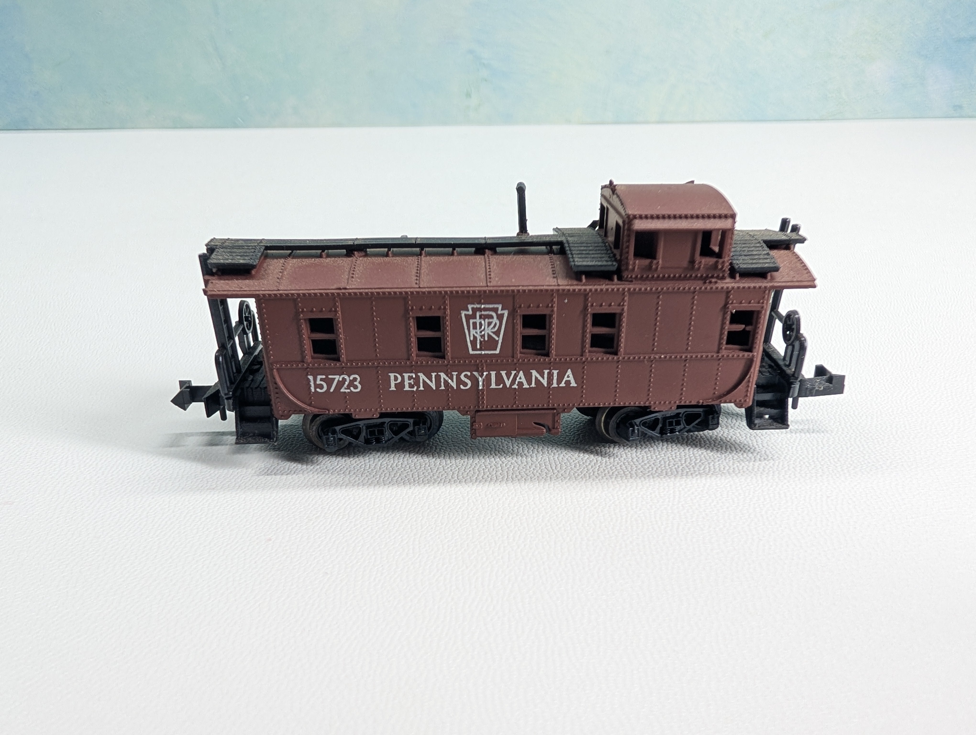 USED Postage Stamp Trains Aurora N Scale Caboose Pennsylvania #15723