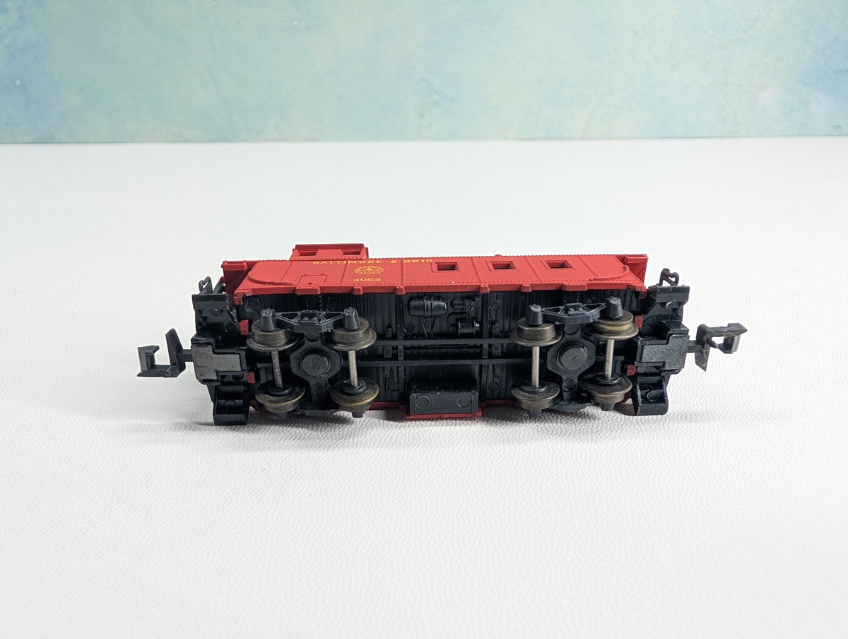 USED Postage Stamp Trains Aurora N Scale Caboose Baltimore and Ohio B&O #4068