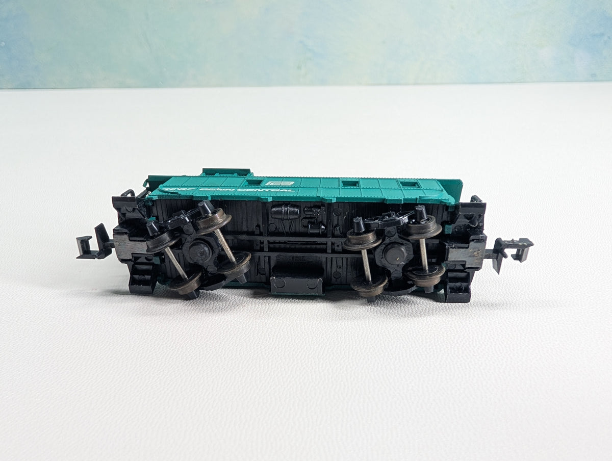 USED Postage Stamp Trains Aurora N Scale Caboose Penn Central PC #3287