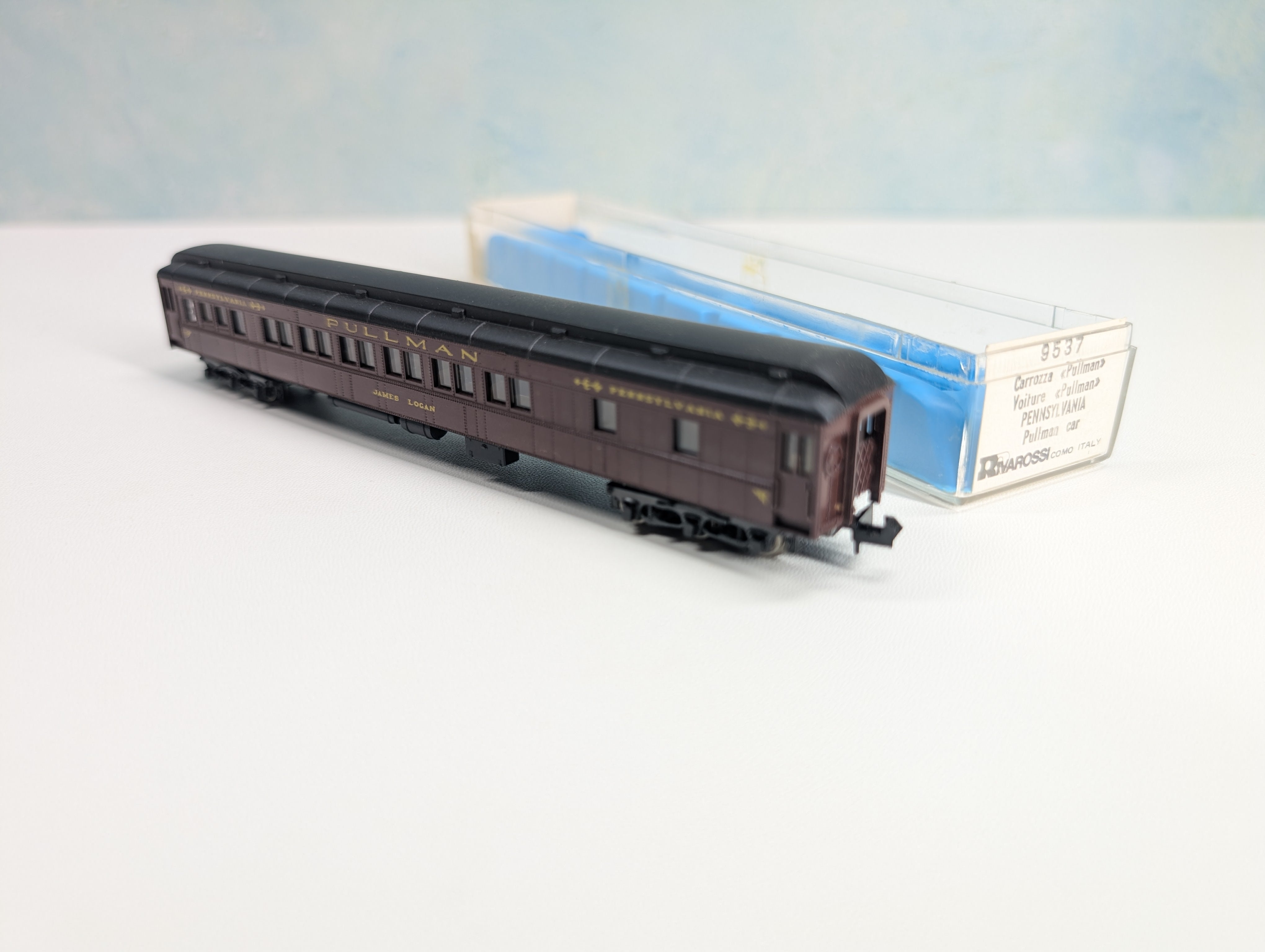 USED Rivarossi N Scale Pullman Passenger Car Pennsylvania James Logan