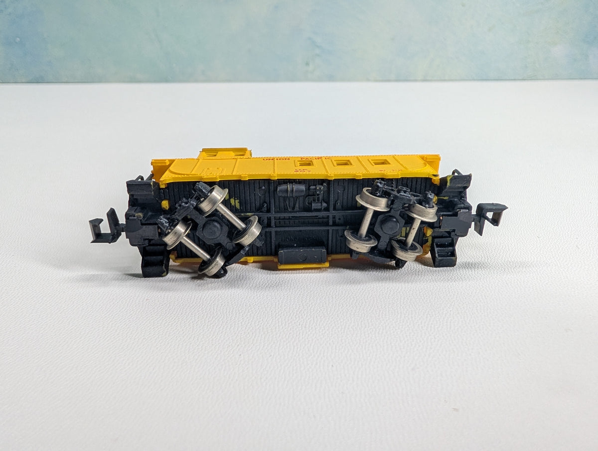 USED Bachmann N Scale Caboose Union Pacific UP #207