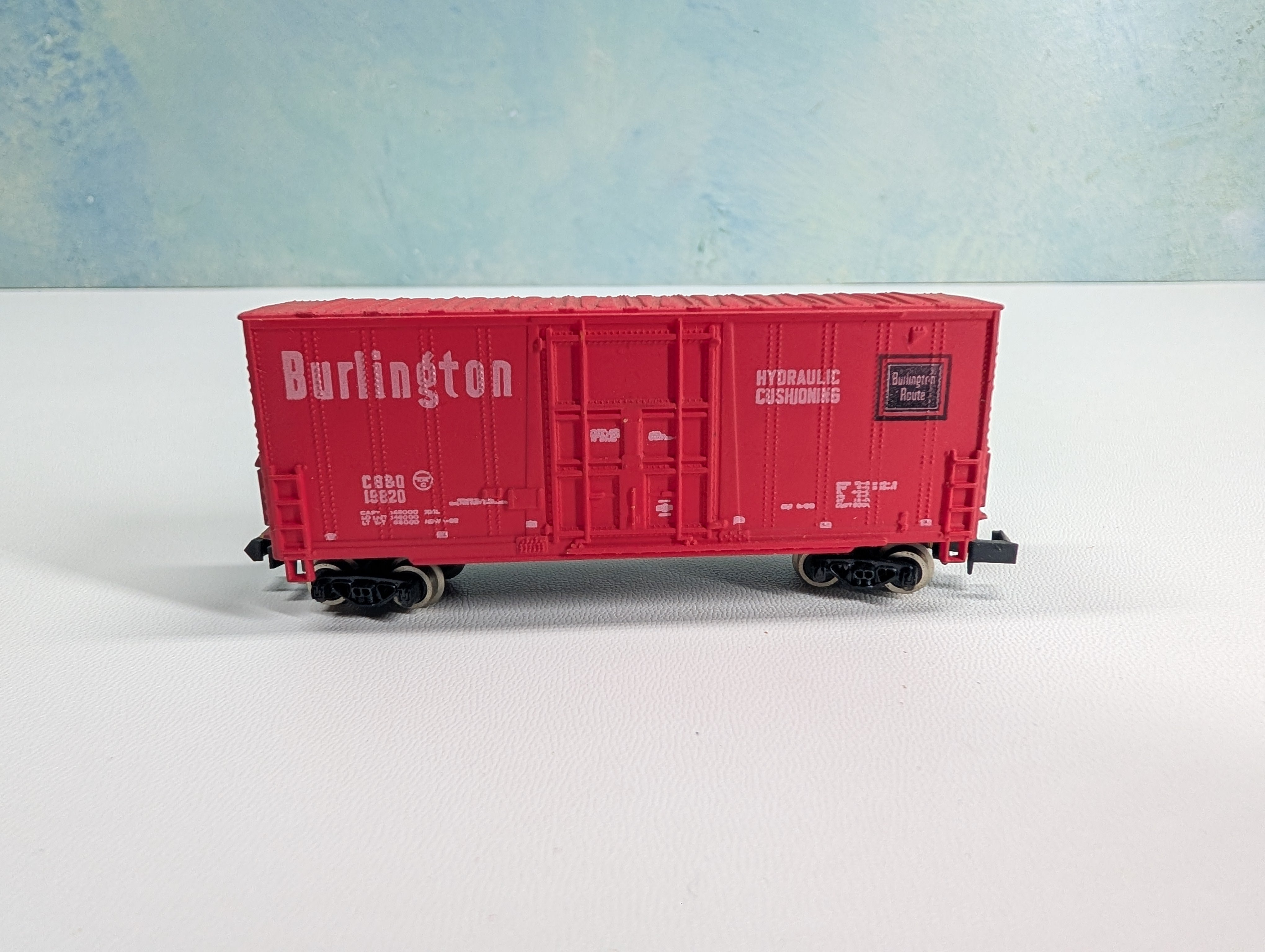 USED Bachmann N Scale HI-Cube Box Car Burlington CB&Q #15620