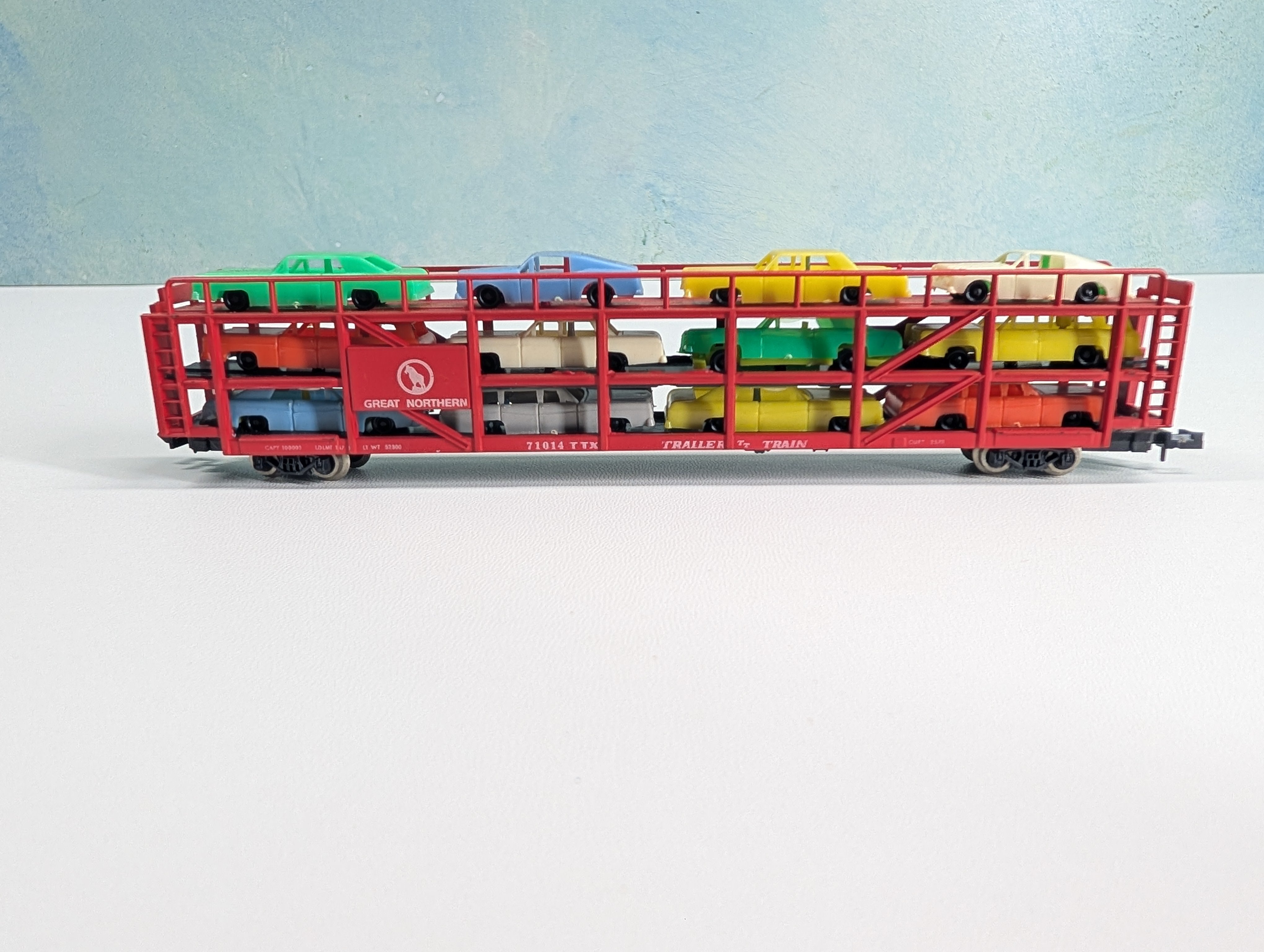 USED TRIX N Scale Auto Transporter w/ Vehicles Great Northern TTX #71014