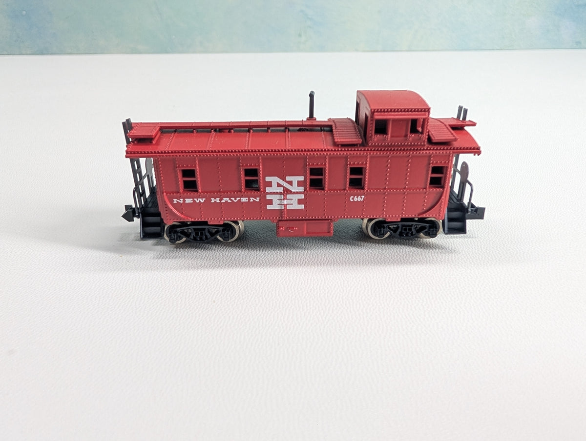 USED Atlas N Scale Caboose New Haven NH #C667