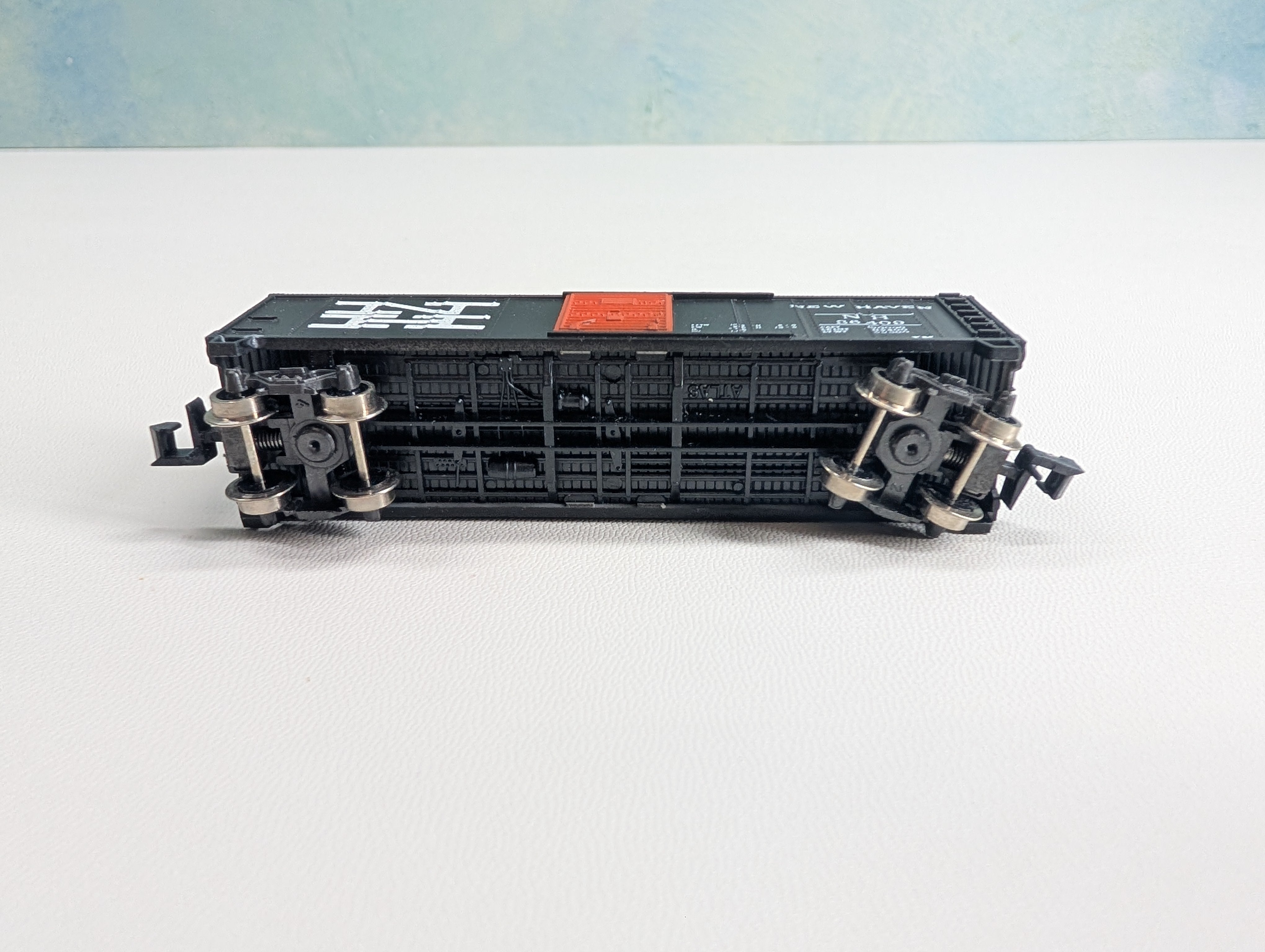 USED Atlas N Scale Box Car New Haven NH #36409