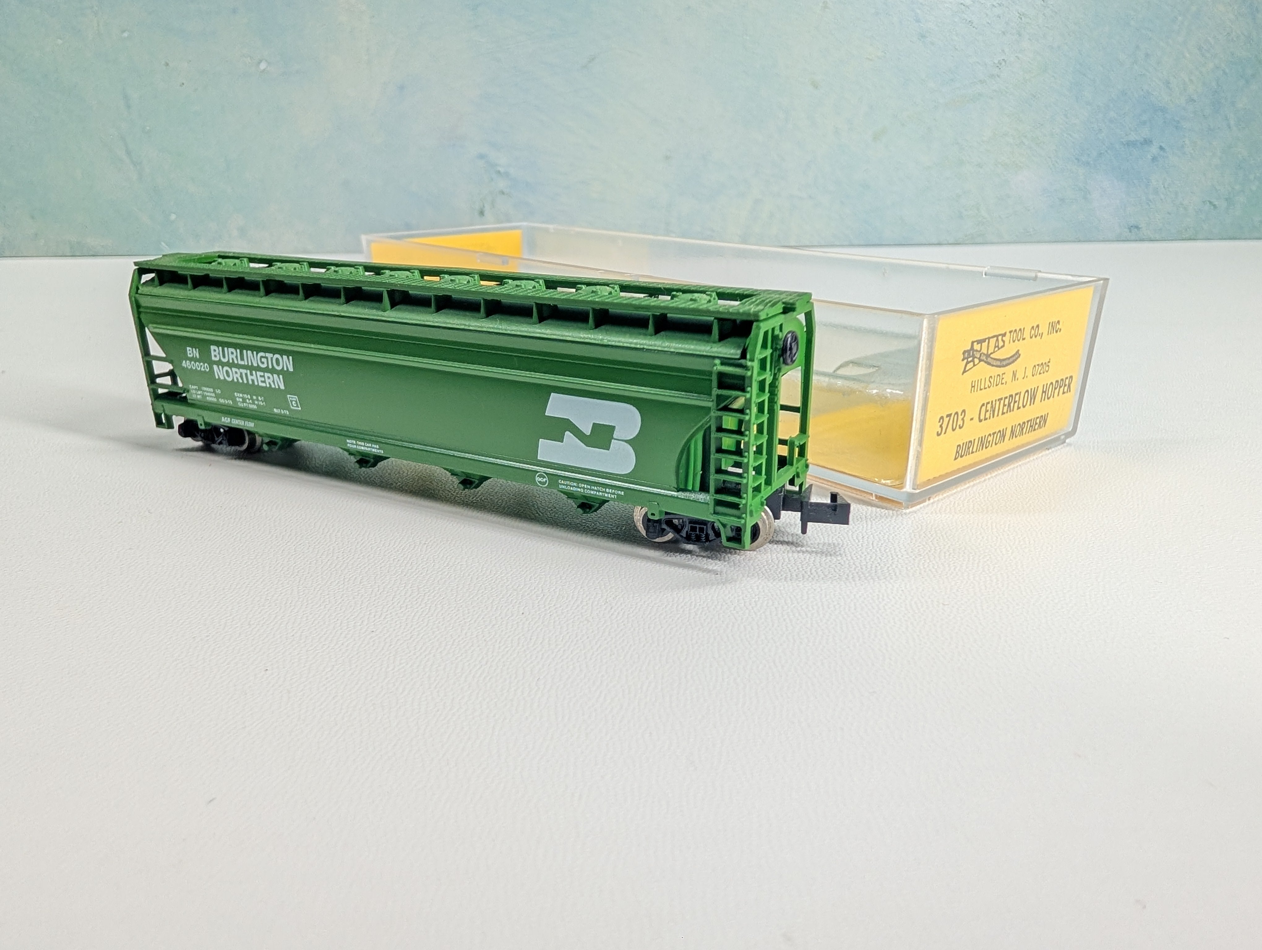 USED Atlas 3703 N Scale ACF Centerflow Hopper Burlington Northern BN #460020