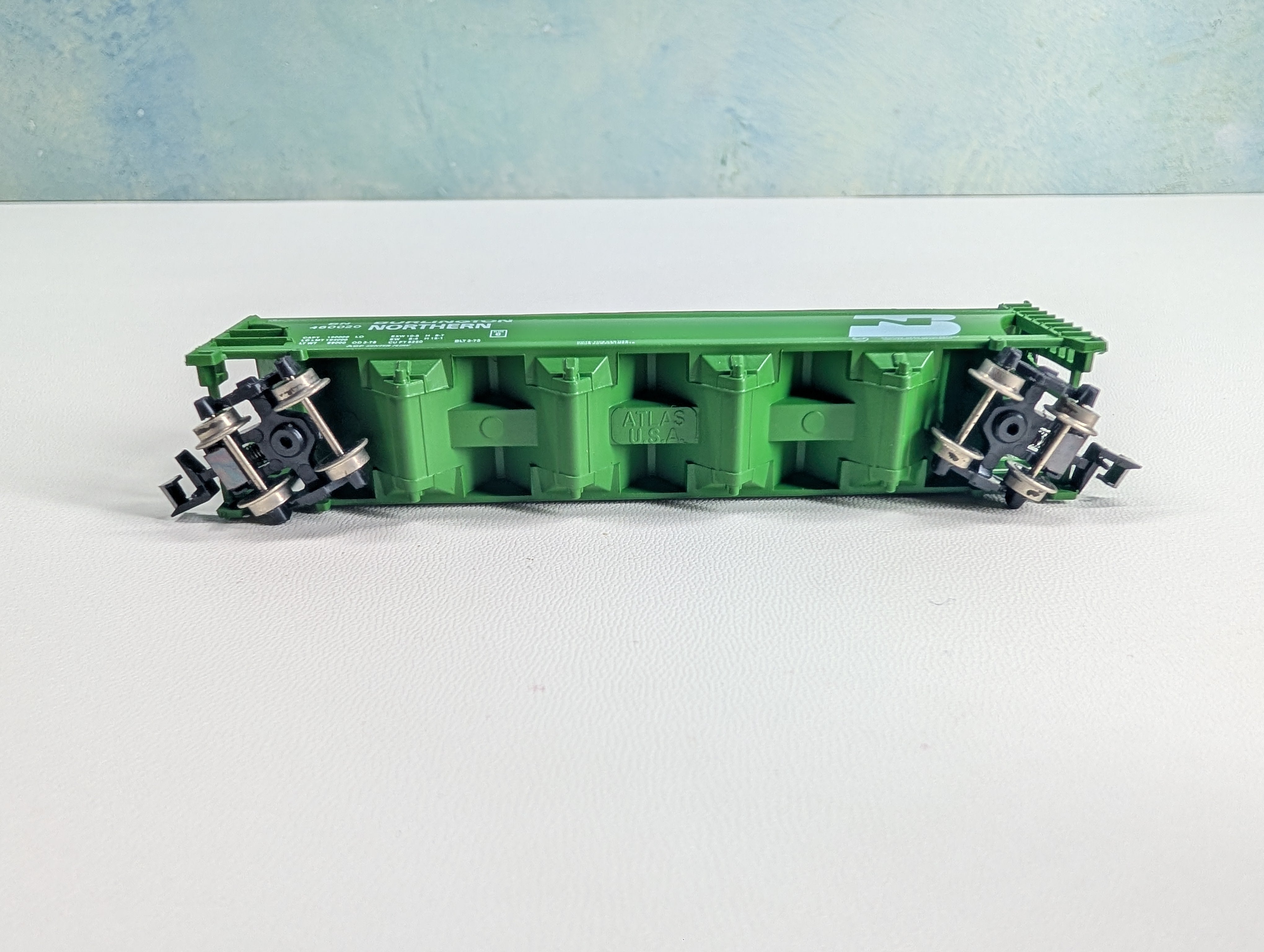 USED Atlas 3703 N Scale ACF Centerflow Hopper Burlington Northern BN #460020