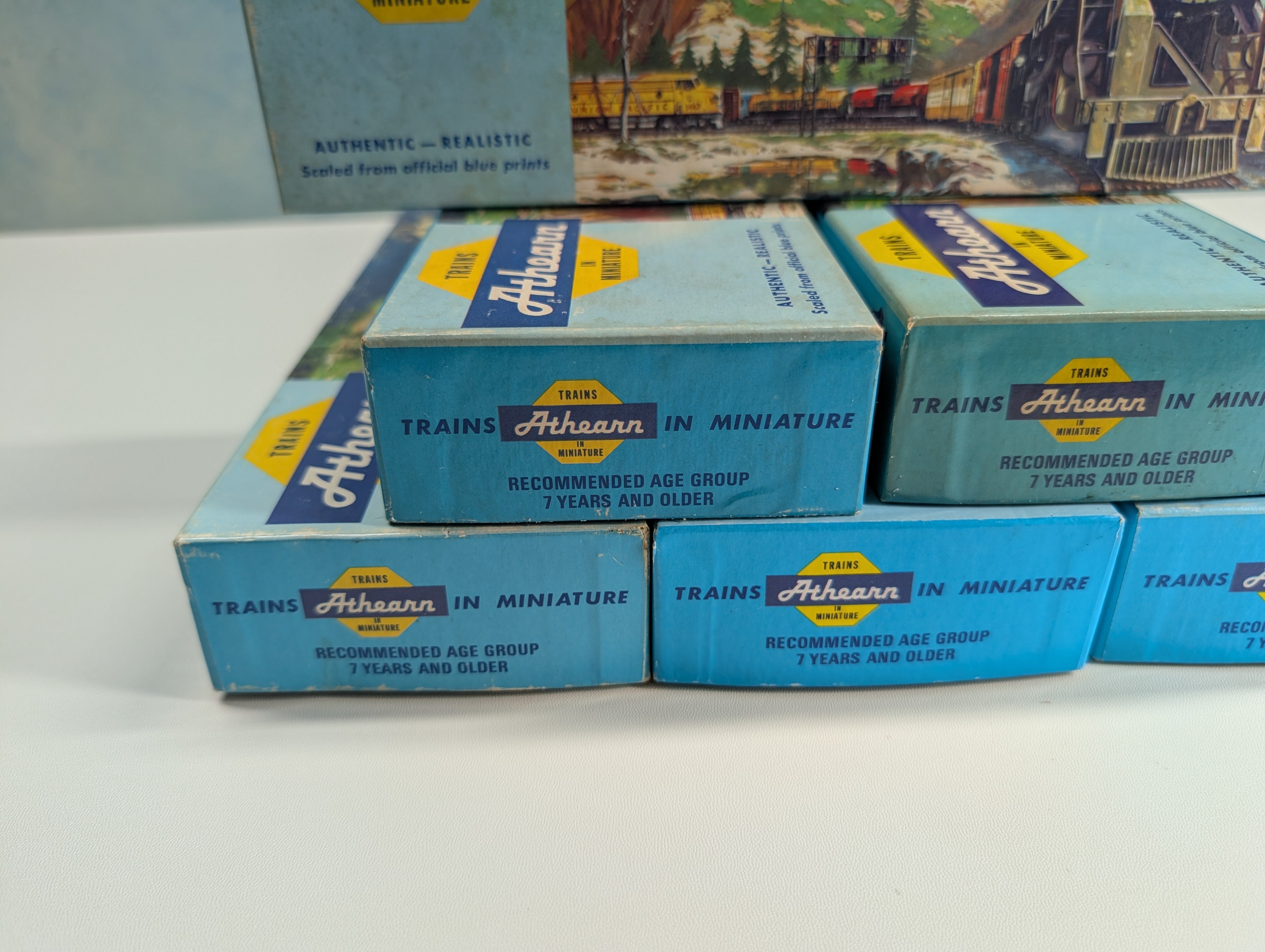 USED Athearn HO Scale Lot of Empty Long Train Boxes for Storage (6 pcs)
