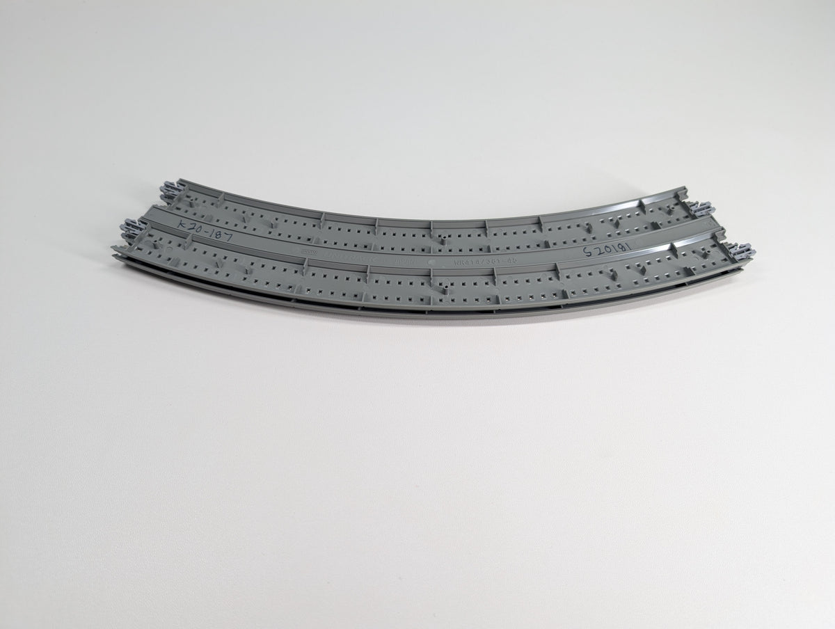USED KATO 20-187 N Scale Concrete Slab Double Track Superelevated Curve (414/381mm, 19"/15") 45R Unitrack, Code 80 (2 pcs)