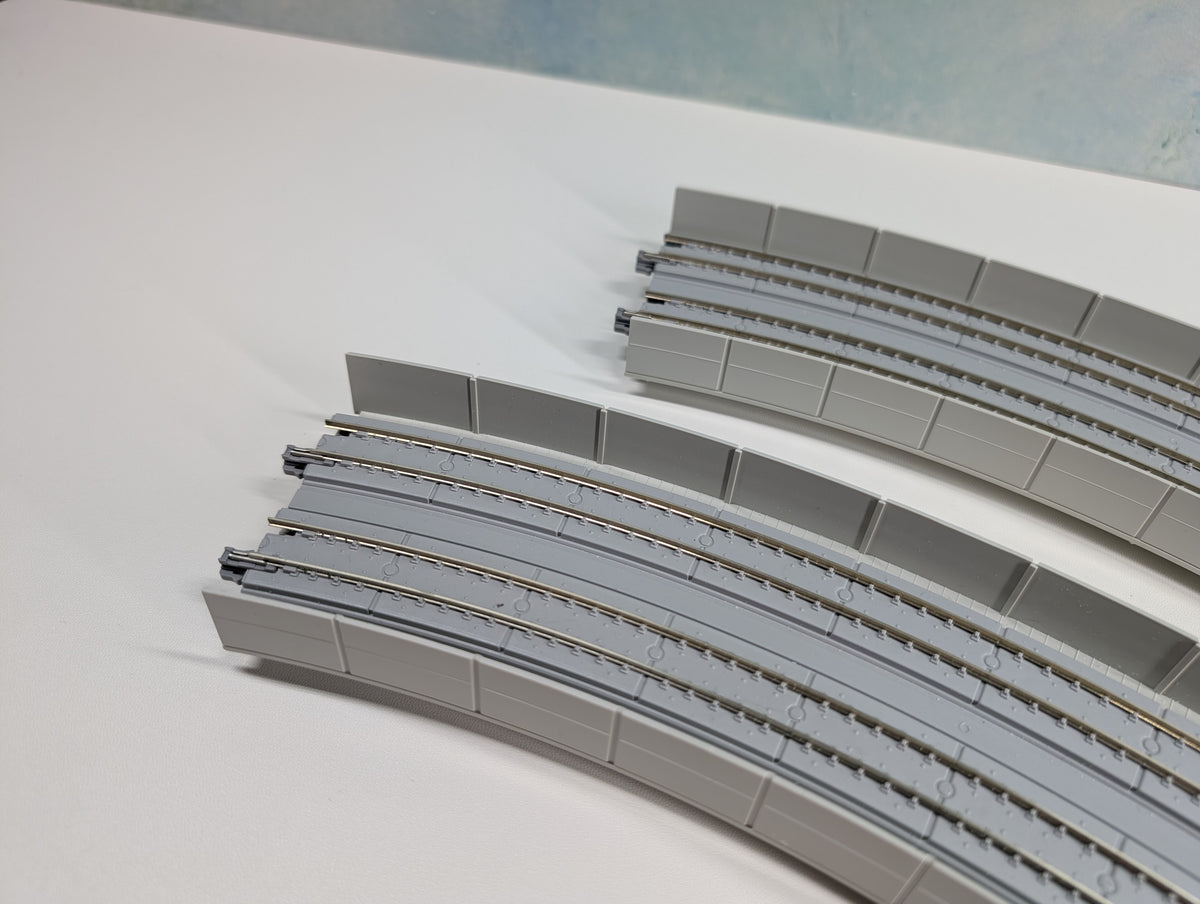 USED KATO 20-544 N Scale Concrete Tie Double Viaduct Track Superelevated Curve (414/381mm, 16 5/16"/15") 45R Unitrack, Code 80 (2 pcs)