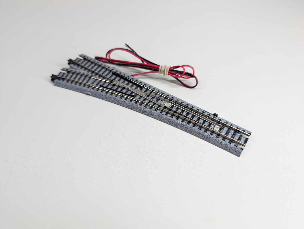 USED KATO 20-202 N Scale Electric Turnout #6 (28 1/4") 15R Left Hand Unitrack, Code 80