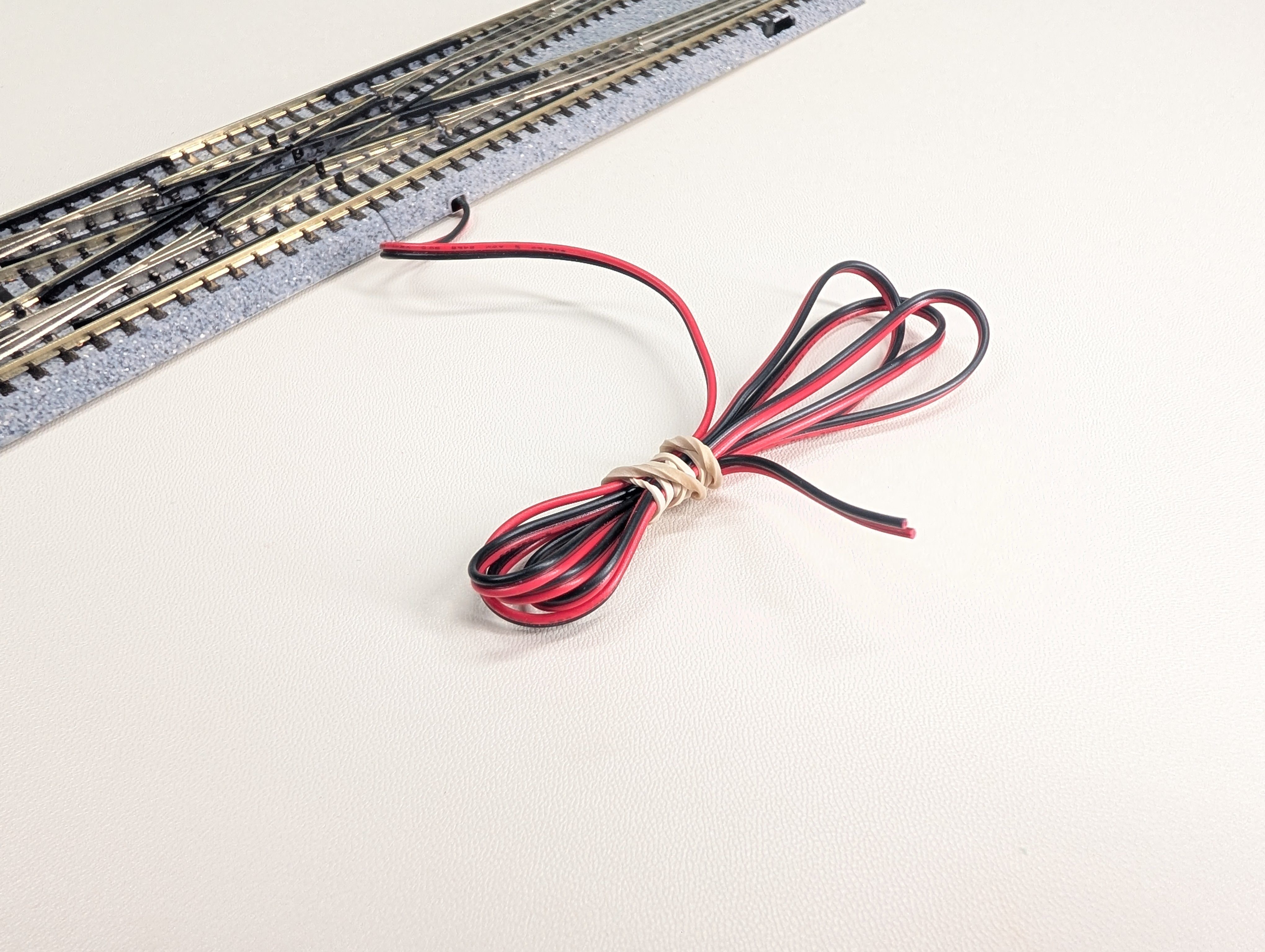 USED KATO 20-210 N Scale Double Crossover Track (310mm, 12 3/16") Unitrack, Code 80