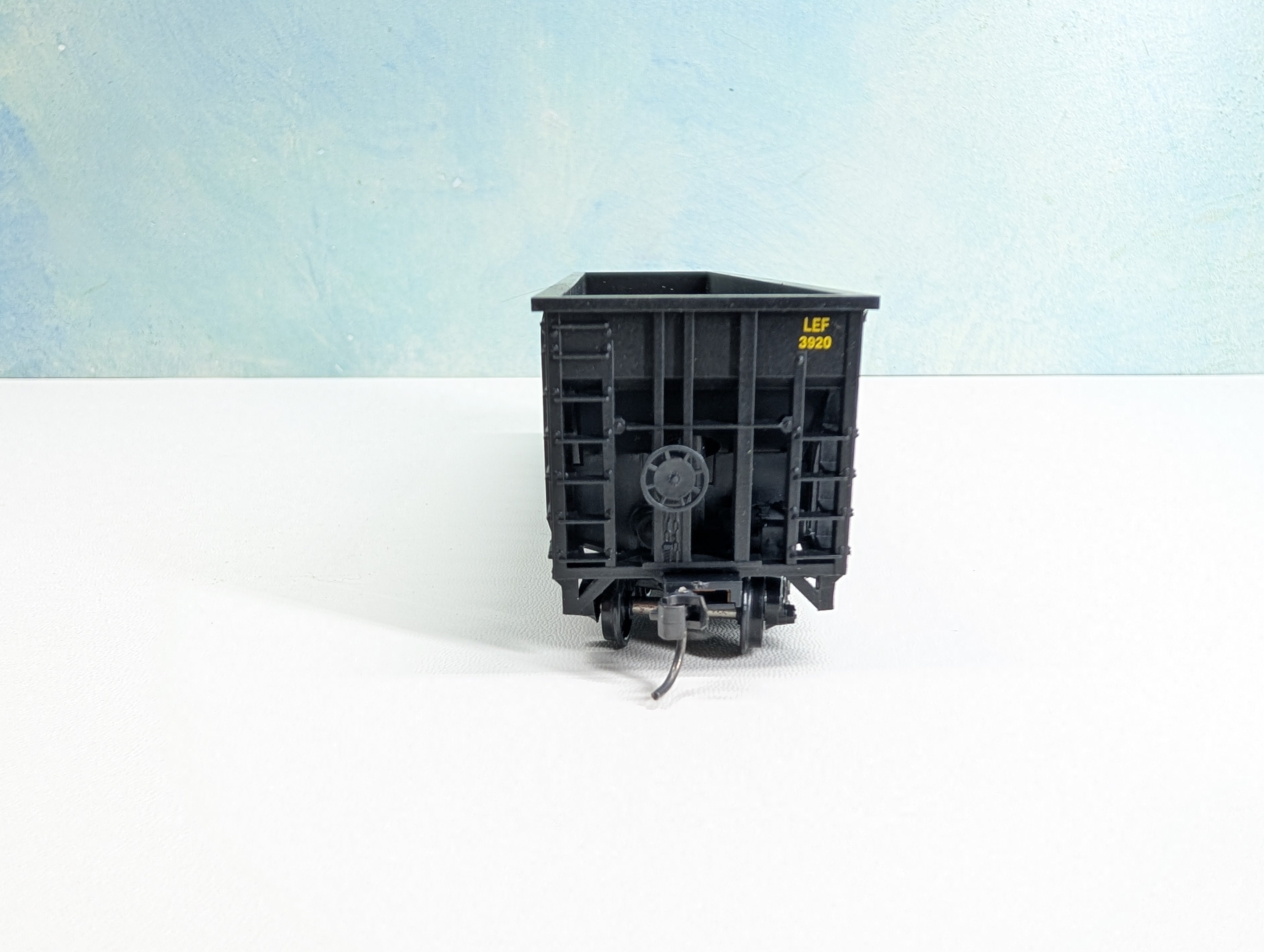 USED MCKEAN HO Scale 100 Ton 12-Panel Coal Hopper Lake Erie Franklin & Clarion LEF&C #3920
