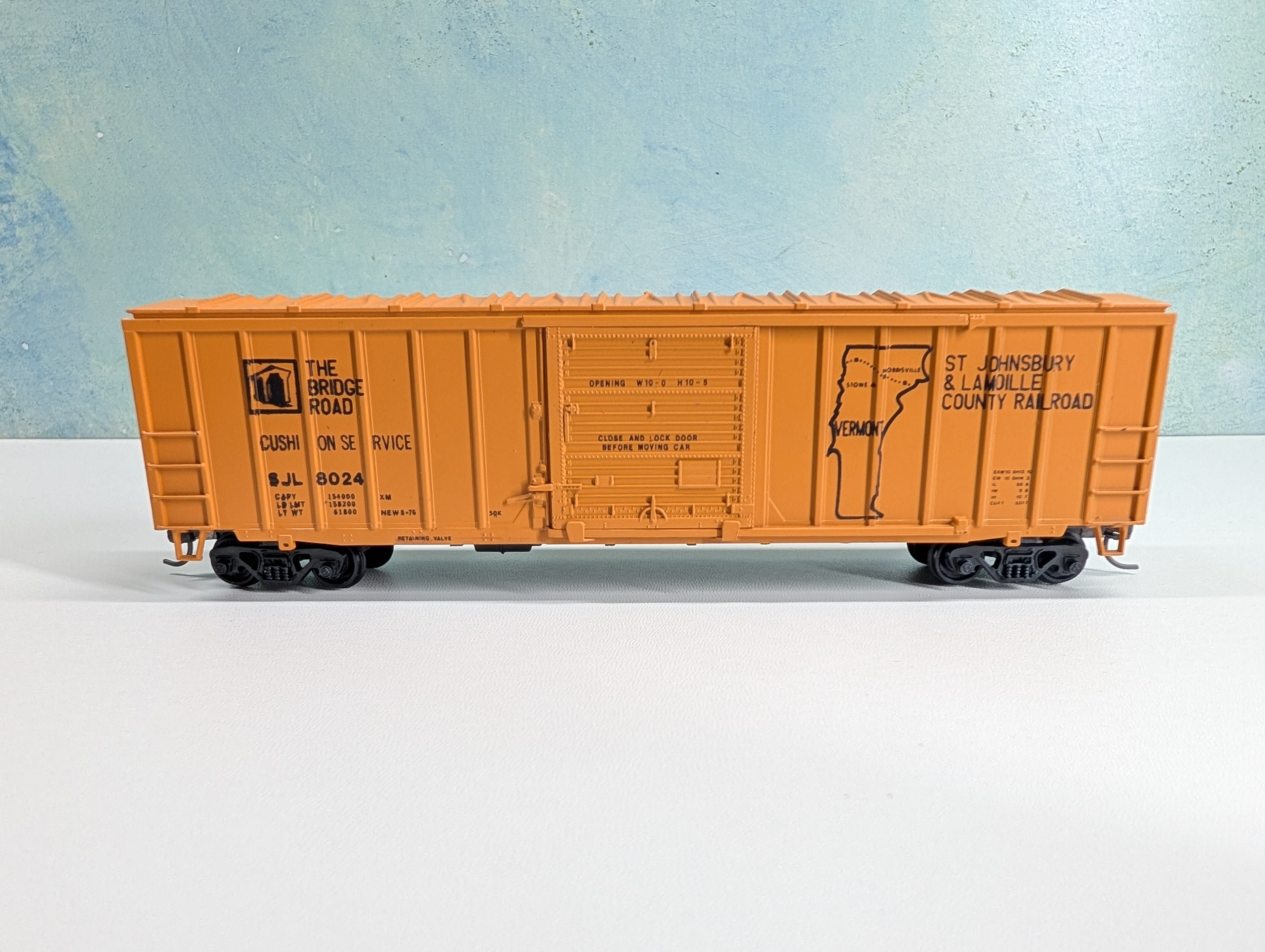 USED Athearn HO Scale 50' ACF Rail Box Type Box Car St Johnsbury SJL #8024 Bev-Bel