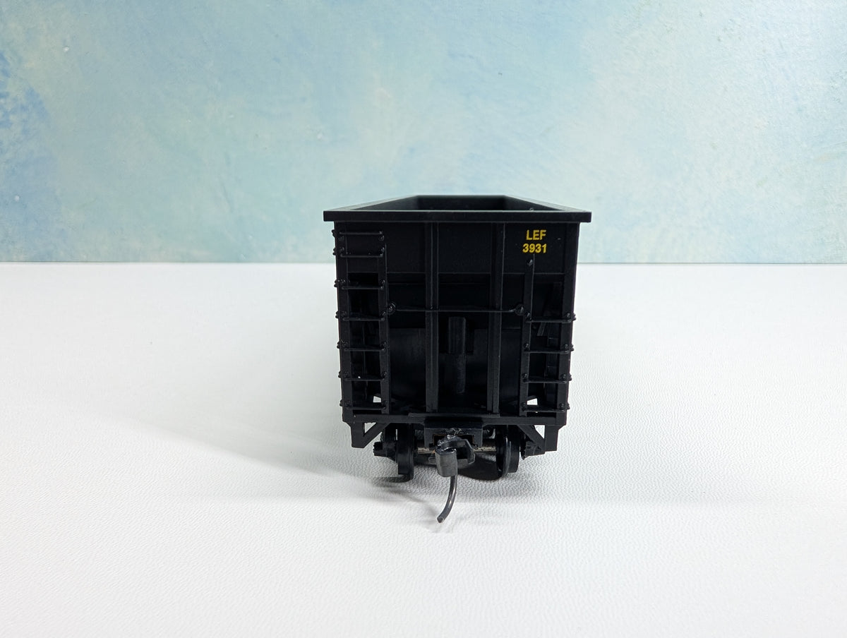 USED MCKEAN HO Scale 100 Ton 12-Panel Coal Hopper Lake Erie Franklin & Clarion LEF&C #3931
