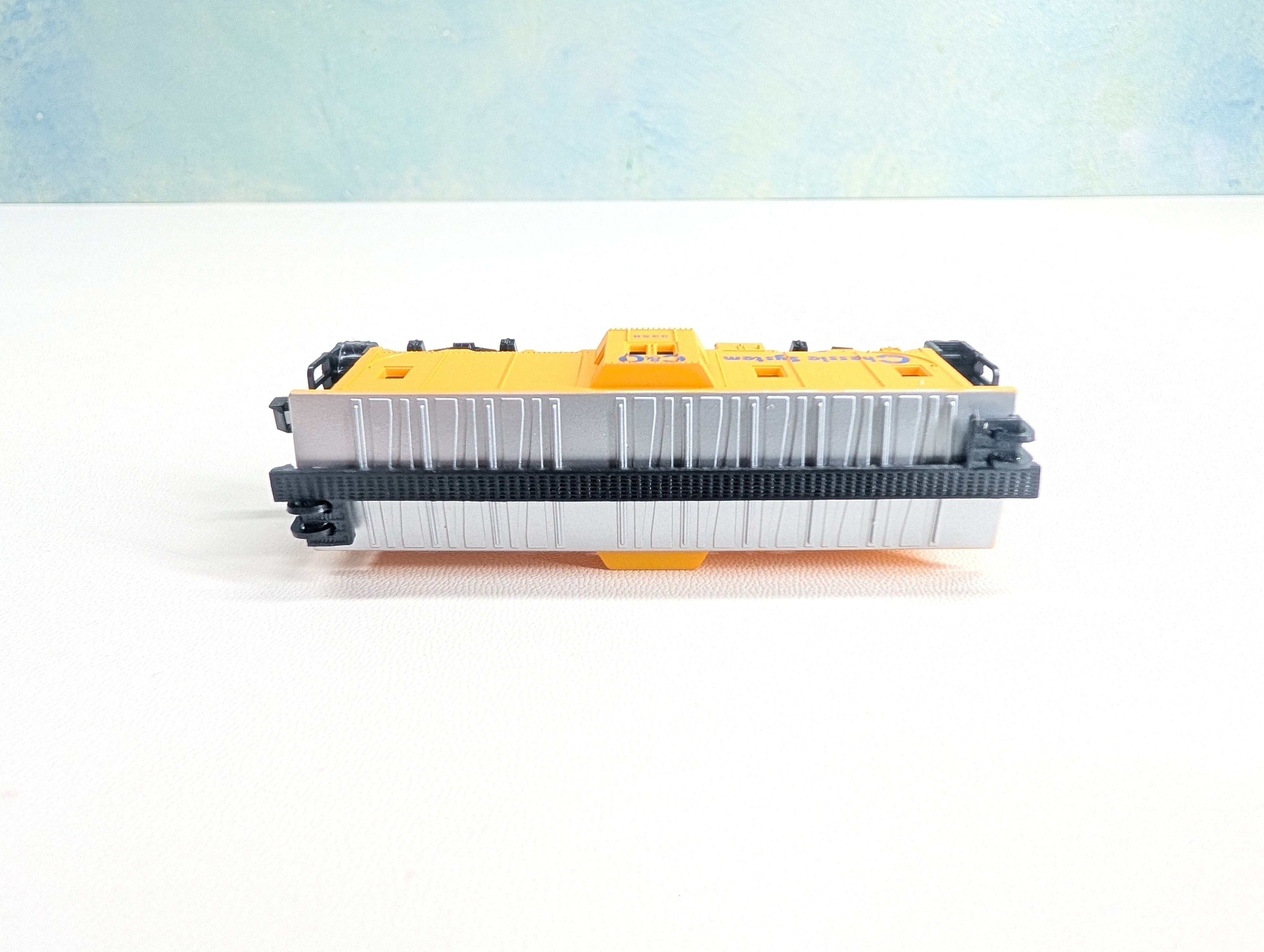 USED Model Power 3121 N Scale Bay Window Caboose Chessie System C&O #3358