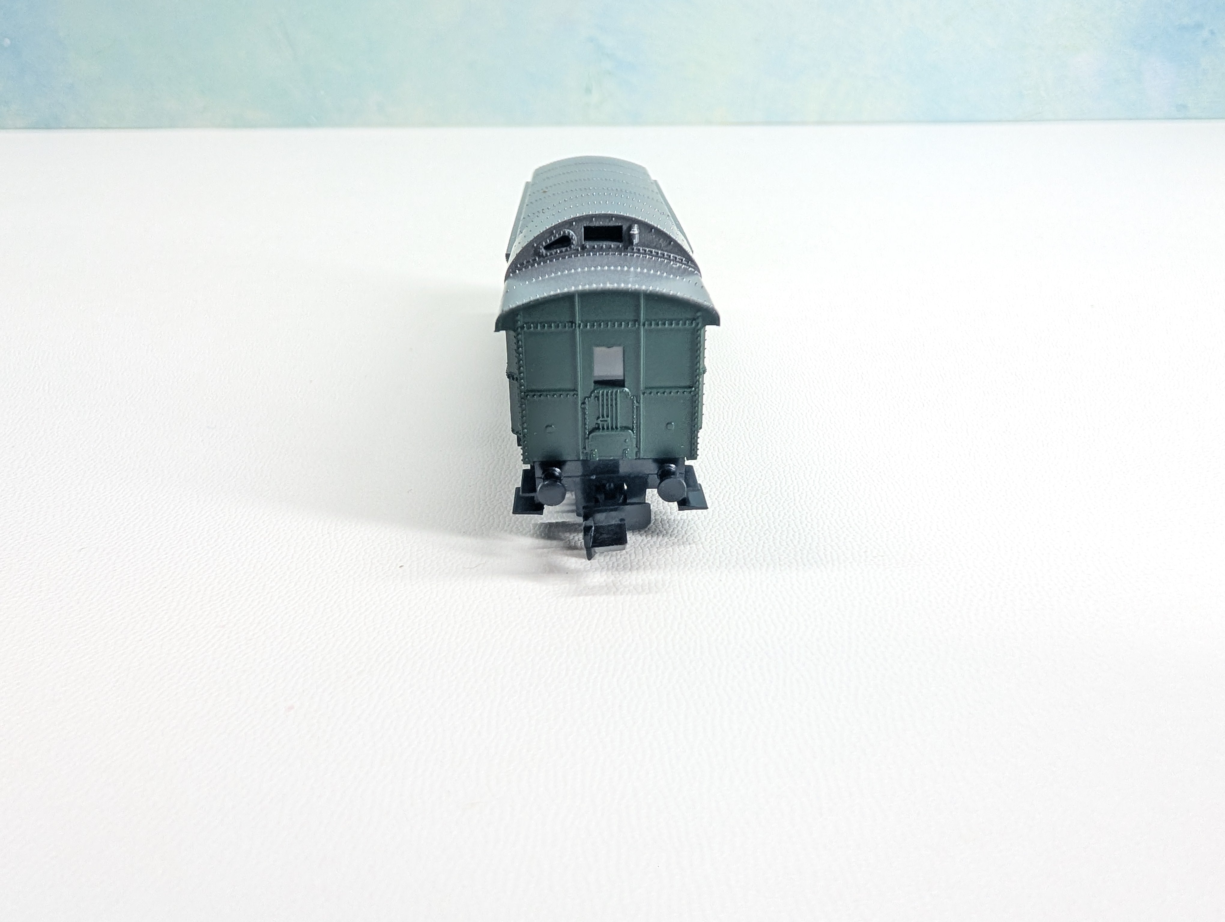 USED Fleischmann 8060 N Scale Luggage Baggage Car DB