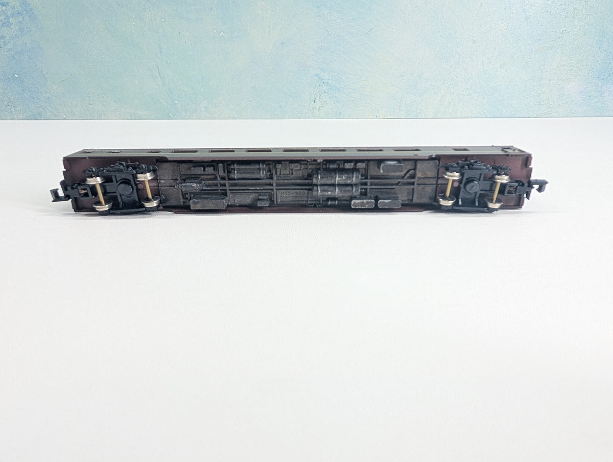 USED Con-Cor 4001 A N Scale Smoothside Coach Passenger Car Pennsylvania