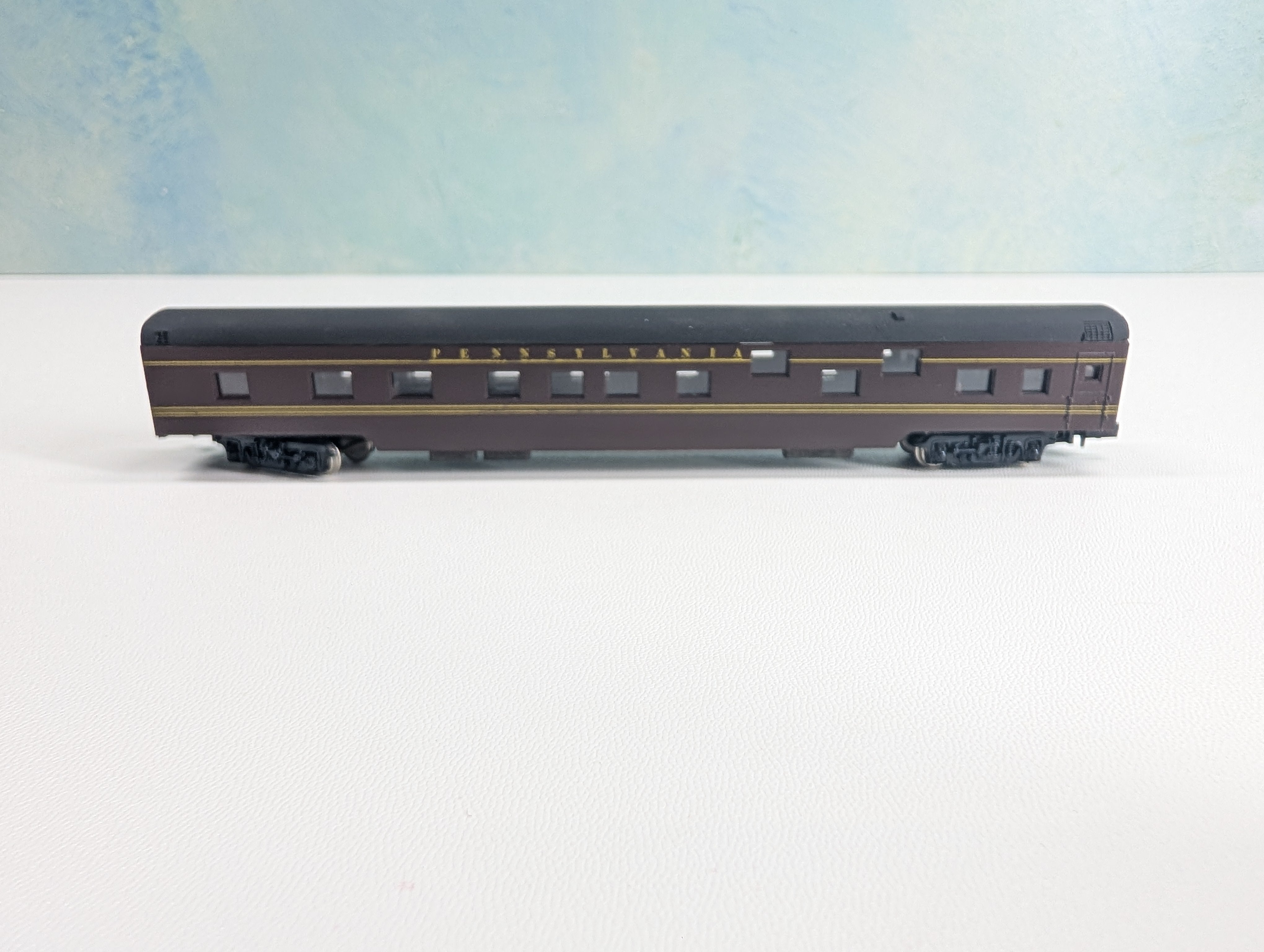USED Con-Cor 4011 A N Scale Pullman Passenger Car Pennsylvania