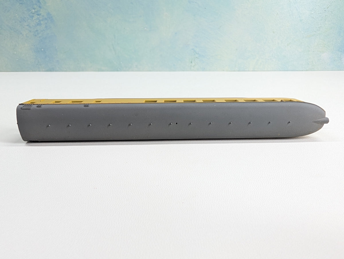 USED Con-Cor N Scale Smoothside OBS Passenger Car Union Pacific