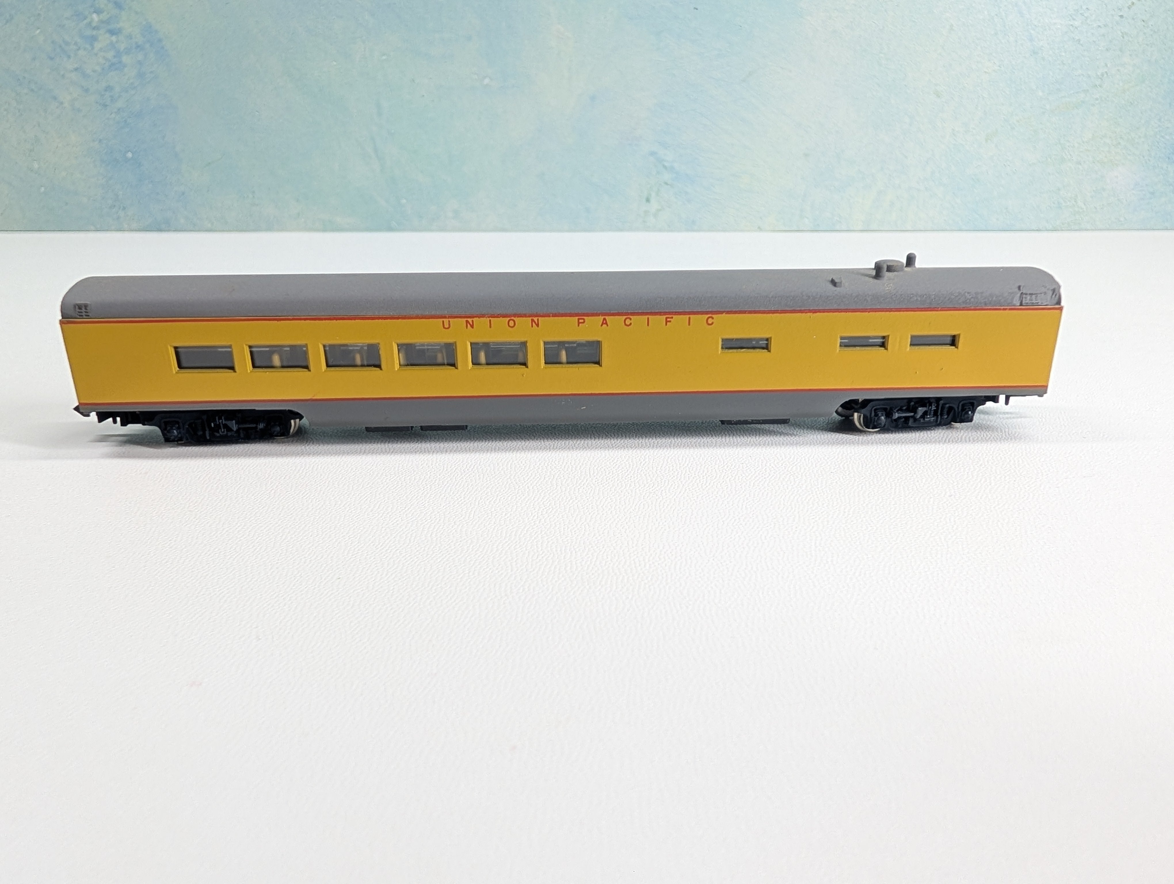 USED Con-Cor N Scale Diner Passenger Car Union Pacific