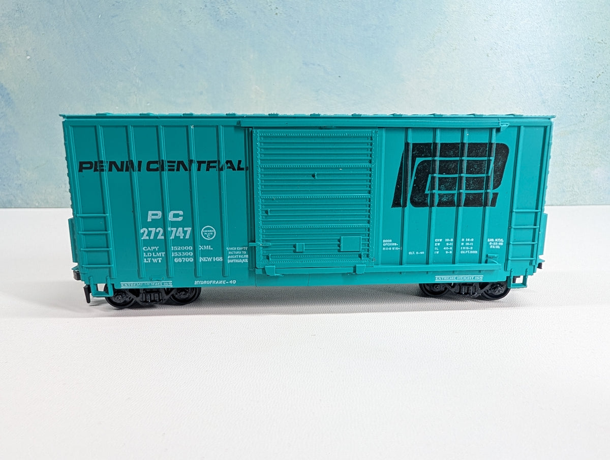 USED Athearn HO Scale 40' Hi-Cube Box Car Penn Central PC #272747