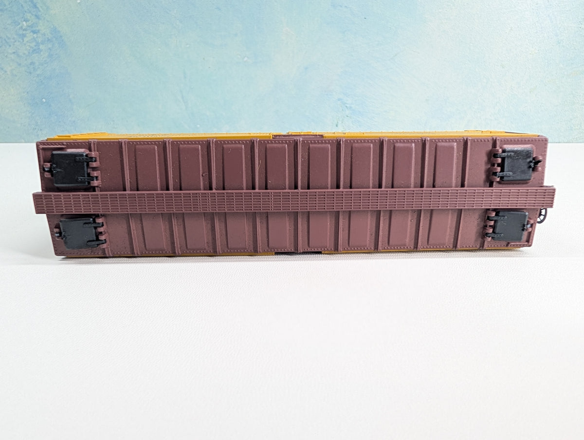 USED Athearn HO Scale 40' Wood Reefer Box Car Pacific Fruit Express PFE #36302 WP