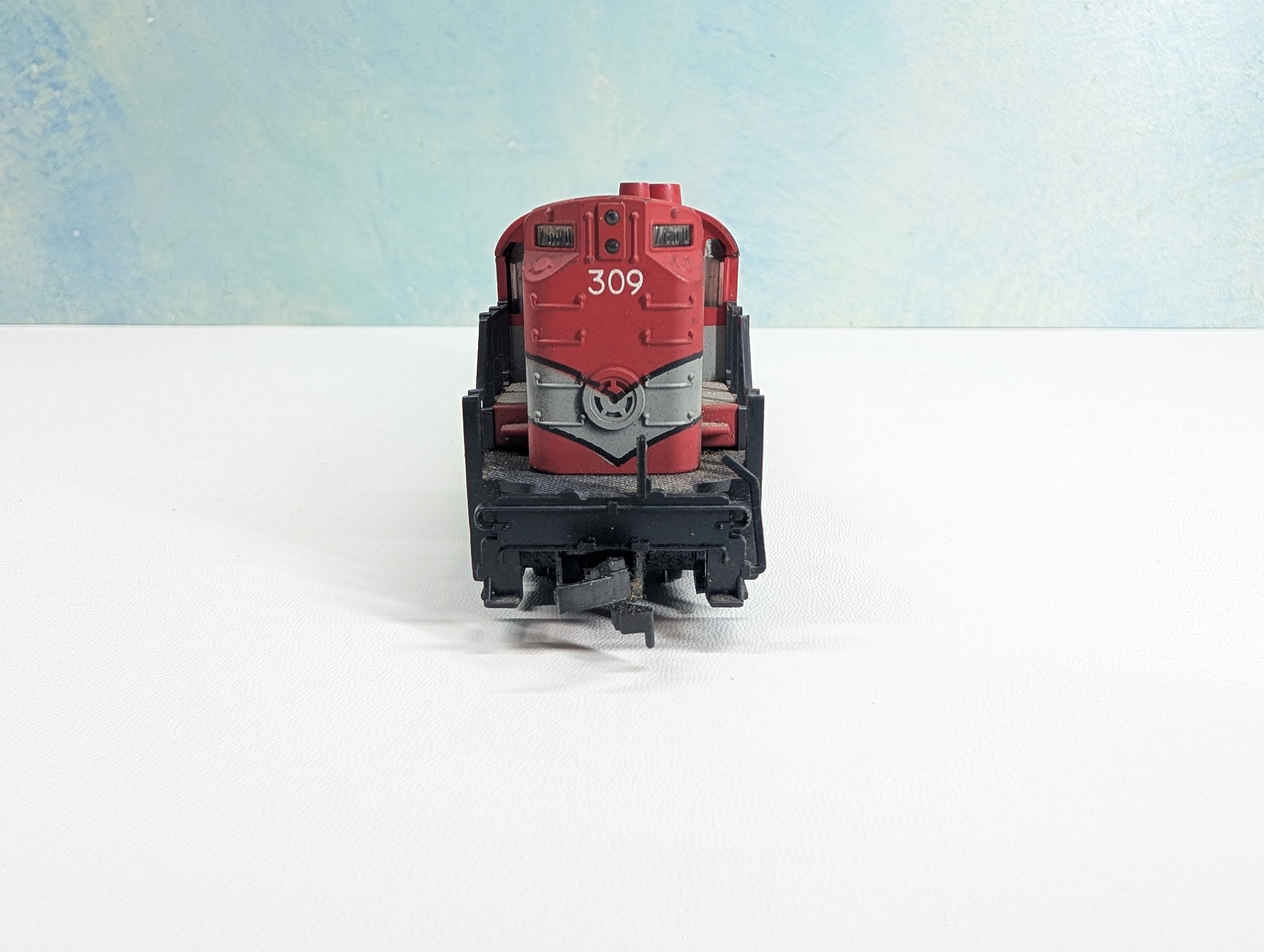USED AHM HO Scale RS-11 High Nose Diesel Locomotive Green Bay & Western GBW #309 Tested! DC