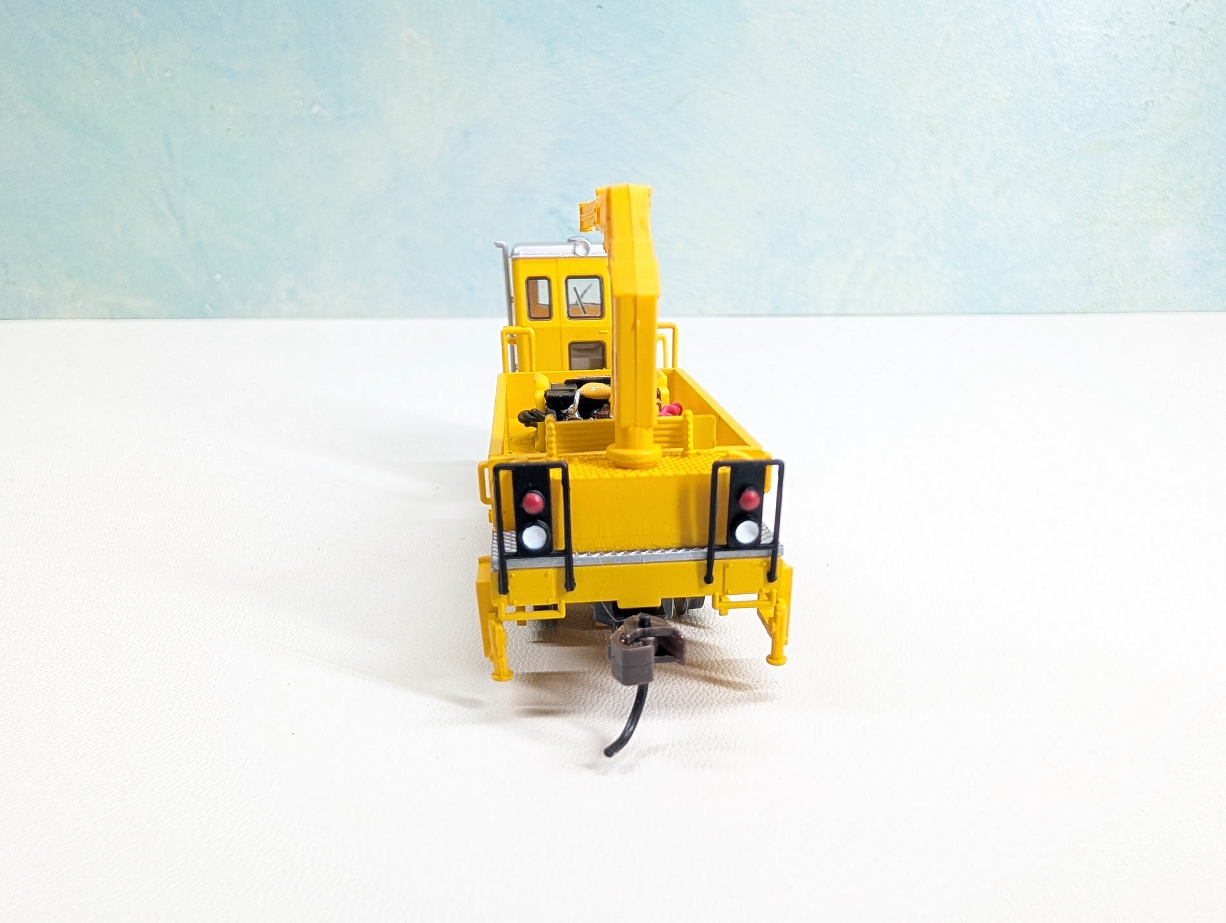 USED Bachmann 16948 HO Scale Self Propelled Ballast Vehicle w/ Crane Maintenance of Way Tested! DC
