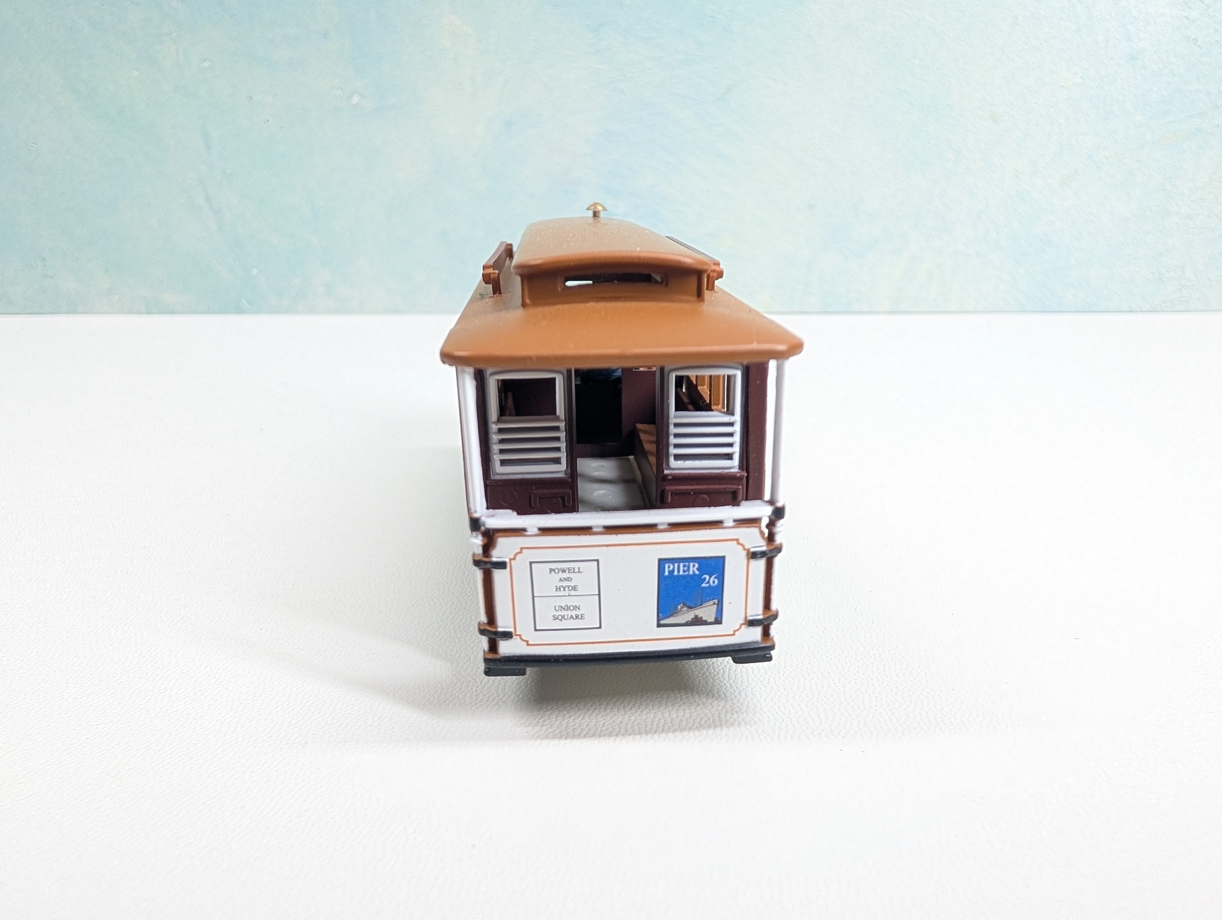 USED Bachmann HO Scale San Francisco Cable Car w/ Grip Man Powell & Hyde #2 Tested! DC