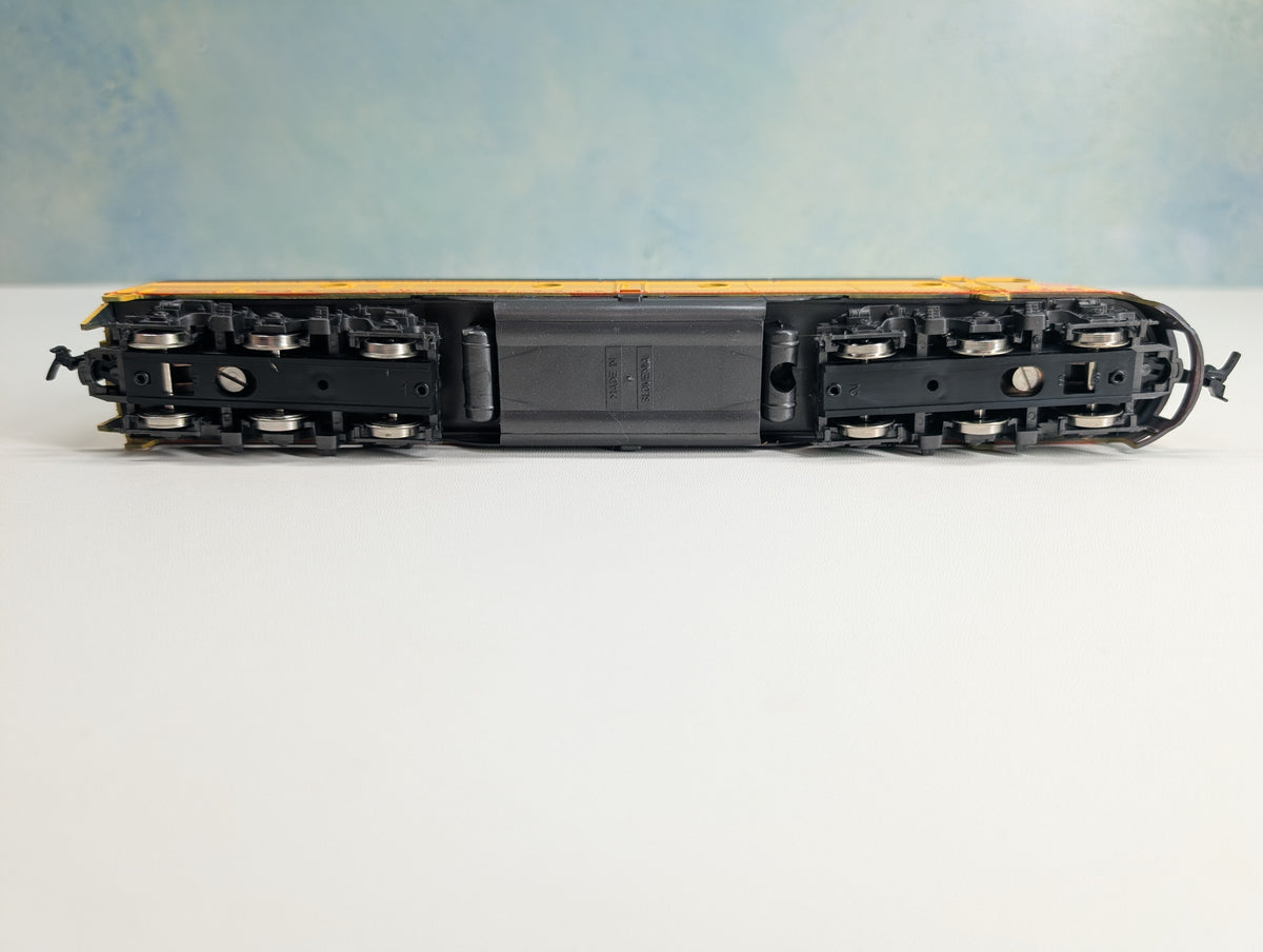 USED IHC 1940 HO Scale E-8A Diesel Locomotive Milwaukee Road #32A Unpowered