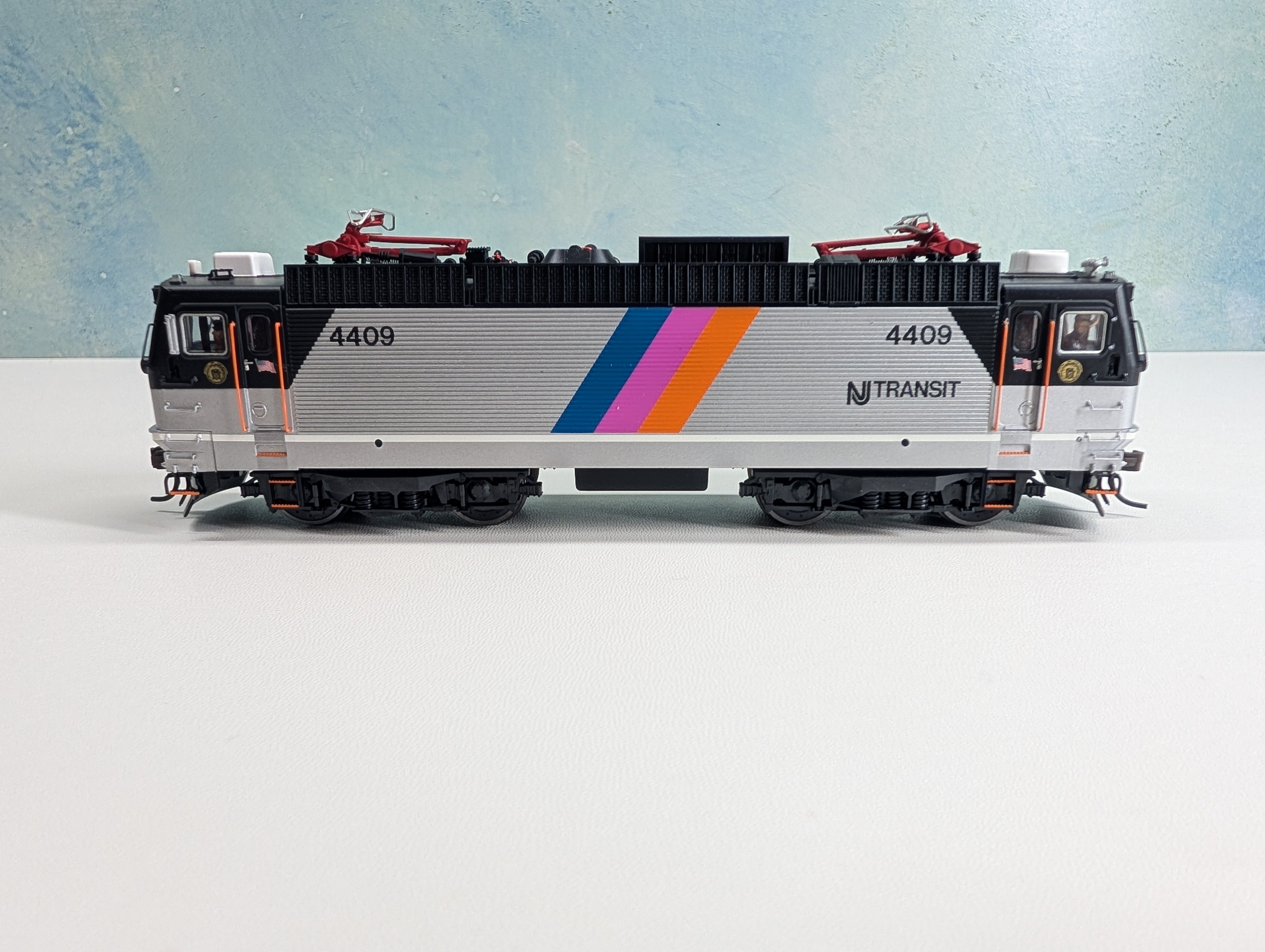 Atlas Master 10001655 HO Scale ALP-44 Electric Locomotive NJ Transit NJT #4409 Runs Great! Silver DCC Ready