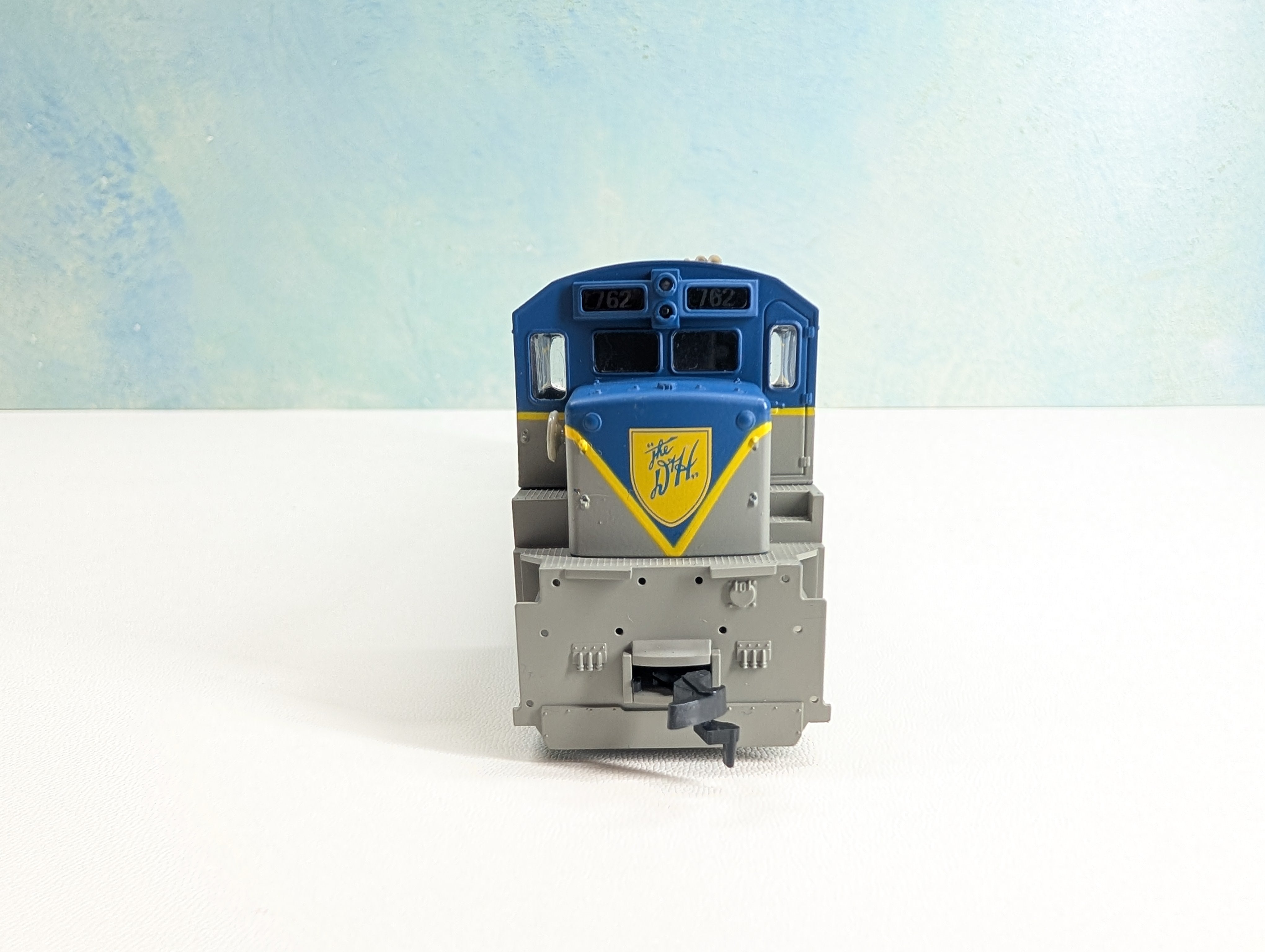 Atlas 8515 HO Scale U33C Diesel Locomotive Delaware and Hudson D&H #762 Runs Great! DC