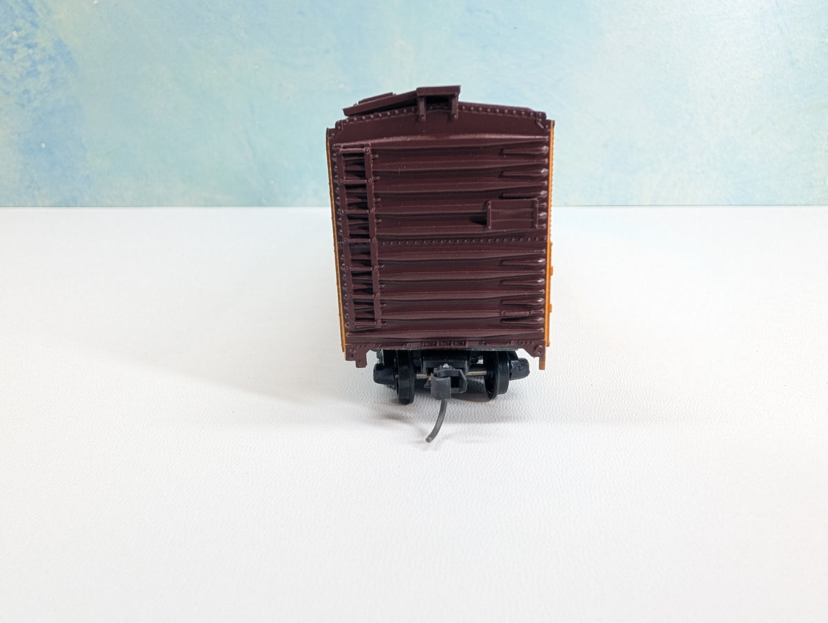 USED Athearn HO Scale 50' Reefer Box Car Milwaukee Road URTX #819