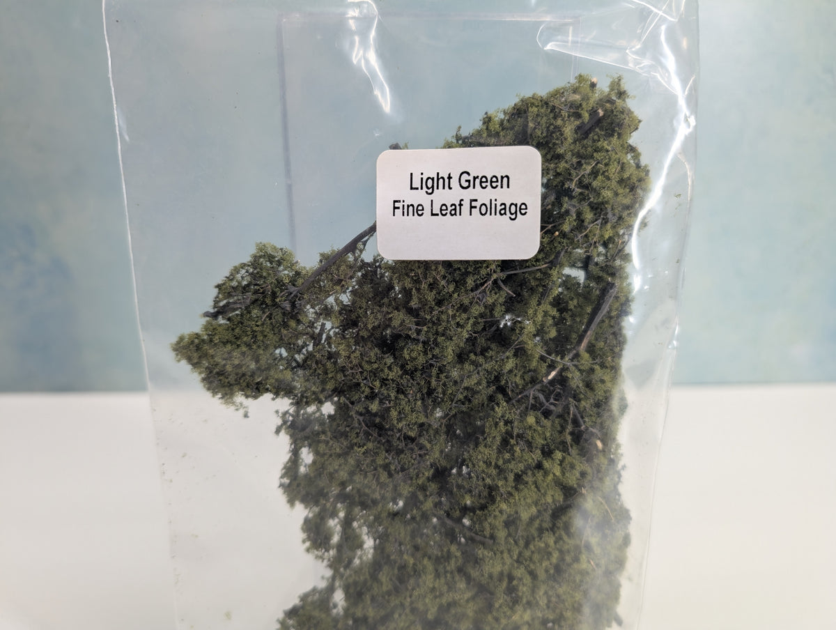 Woodland Scenics Multi Scale Light Green Fine Leaf Foliage