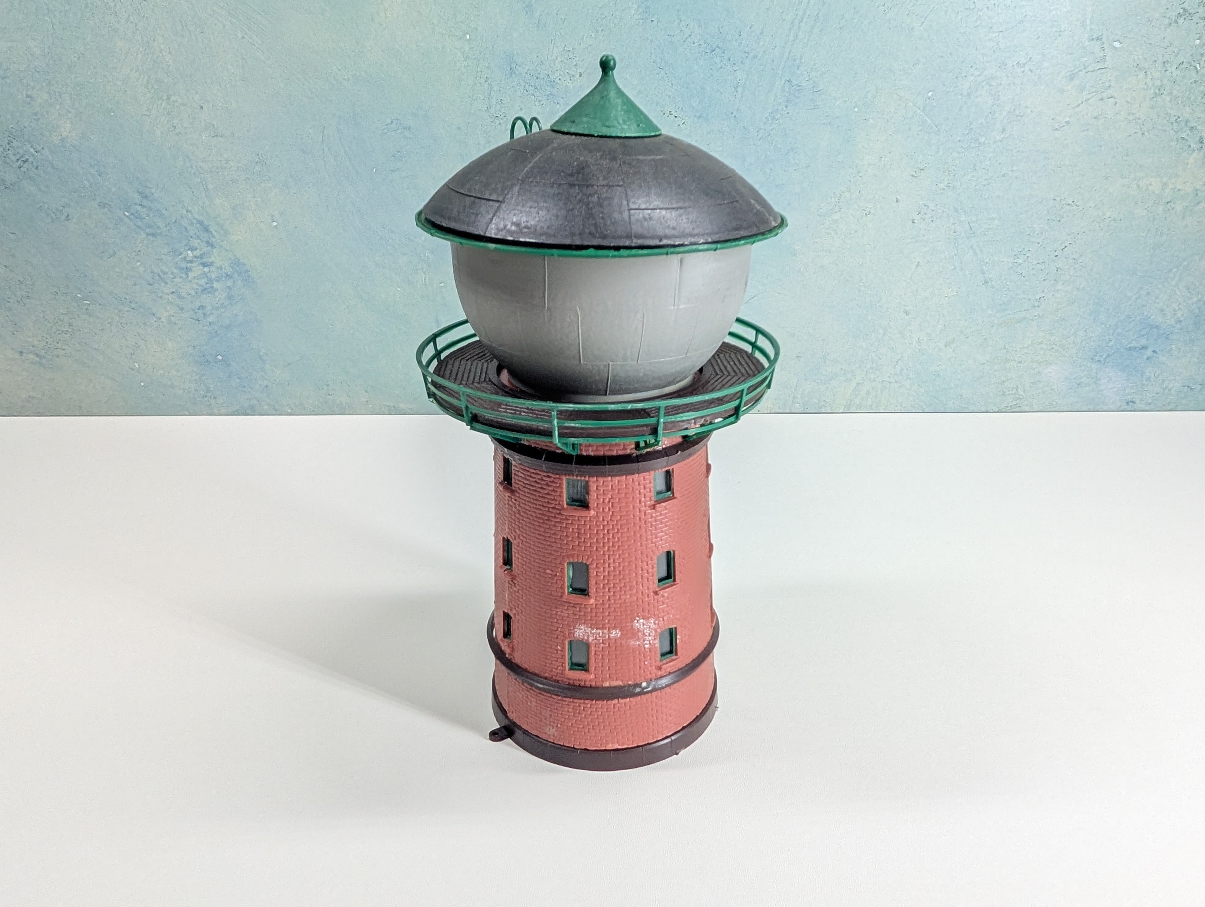 USED Kibri #B-9432 HO Scale Water Tower