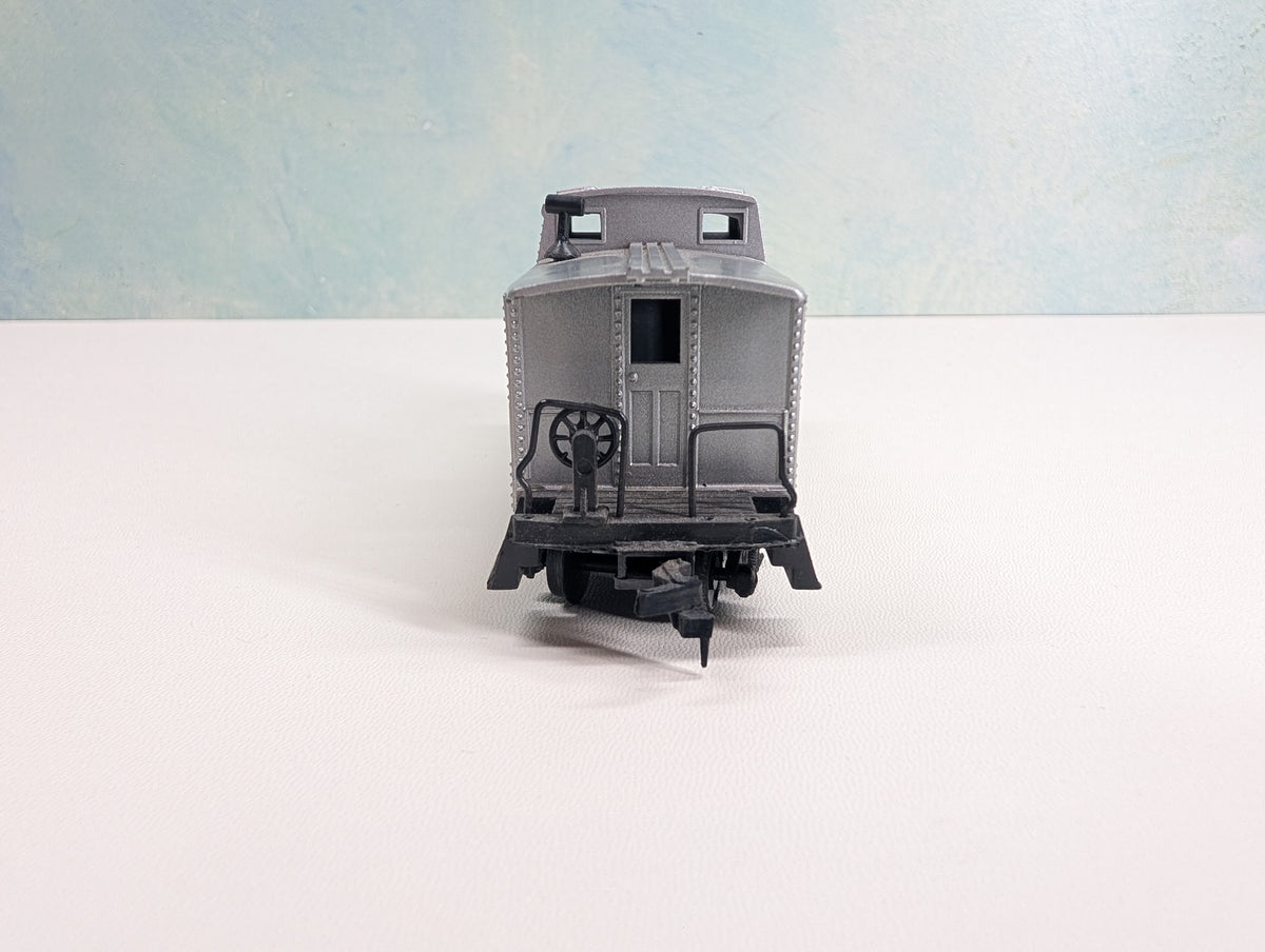 USED Varney HO Scale Caboose Southern Pacific #1147