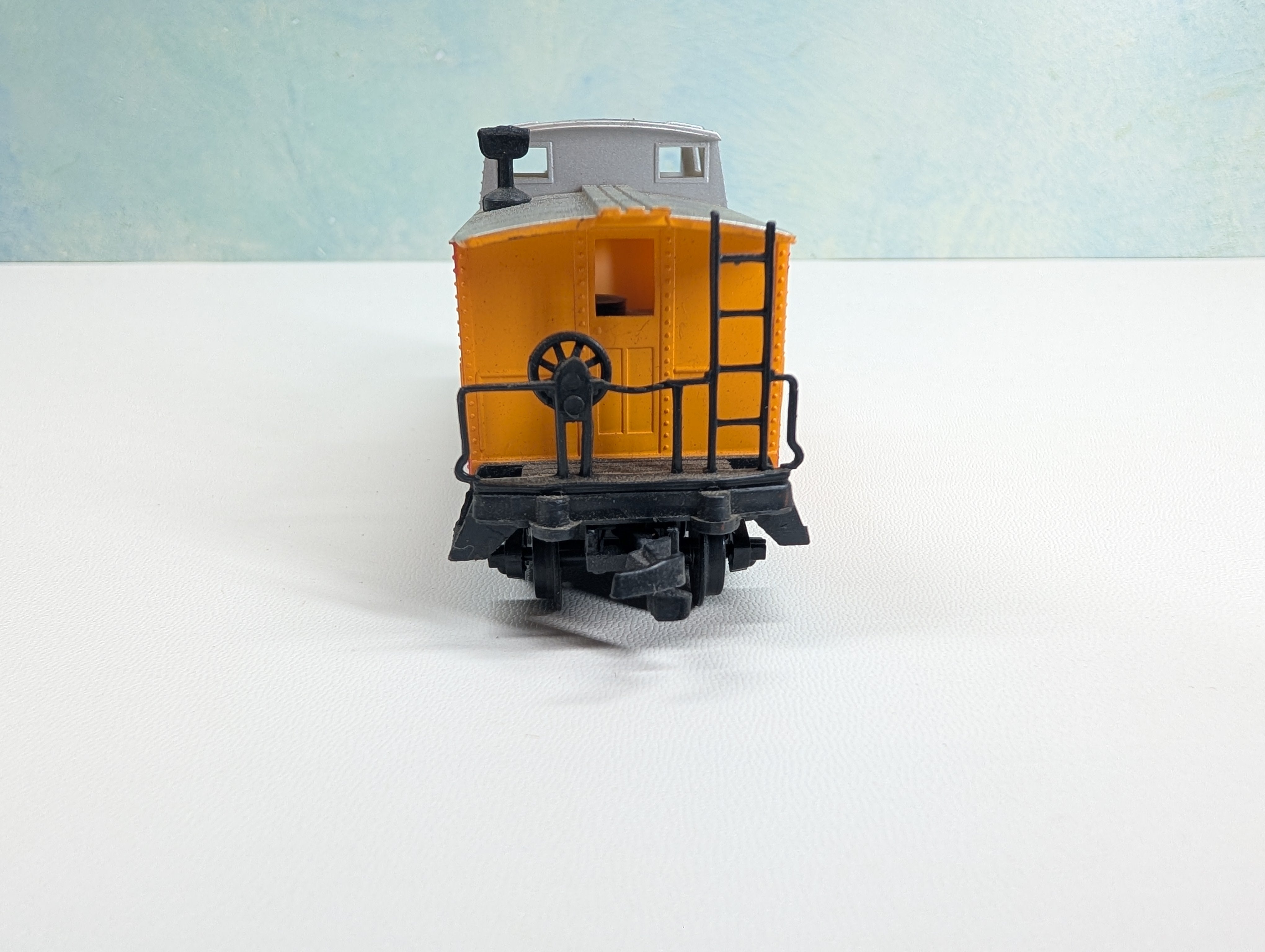 USED Life-Like HO Scale Caboose Chessie System WM #1872