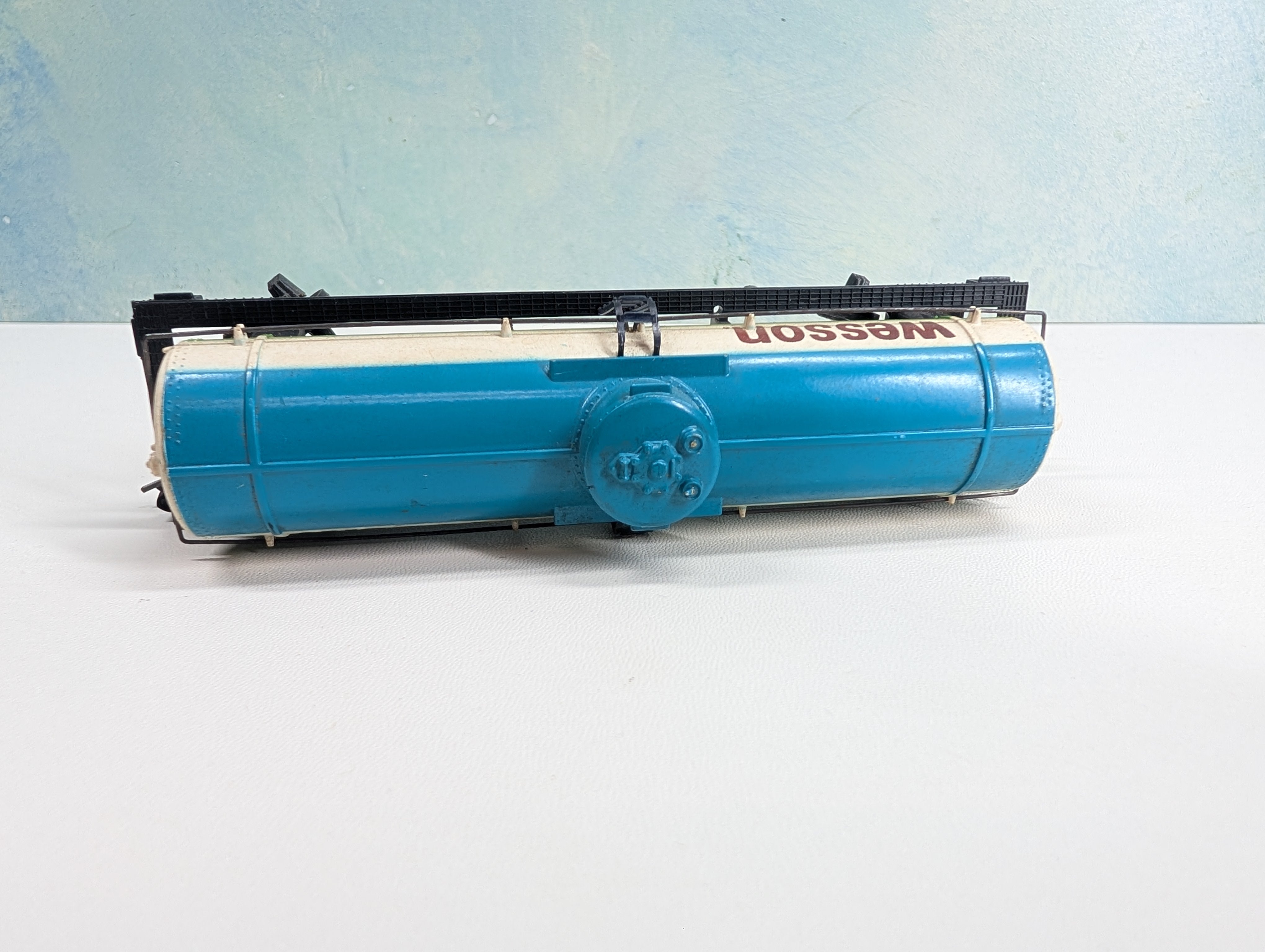USED Tyco HO Scale Single Dome Tank Car Wesson Pure Vegetable Oil GATX #9876