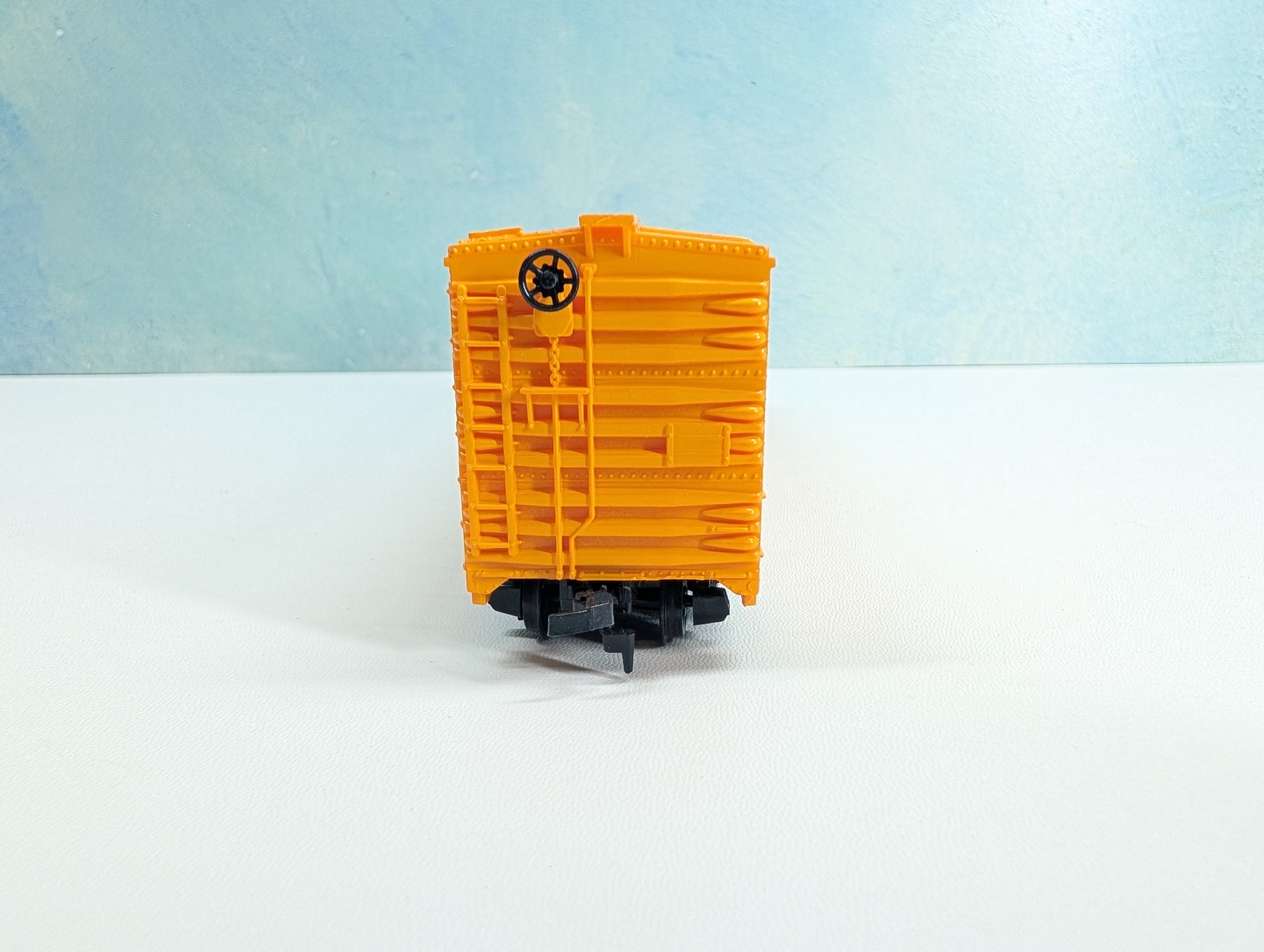 USED Tyco HO Scale 50' Box Car Railbox RBOX #10000
