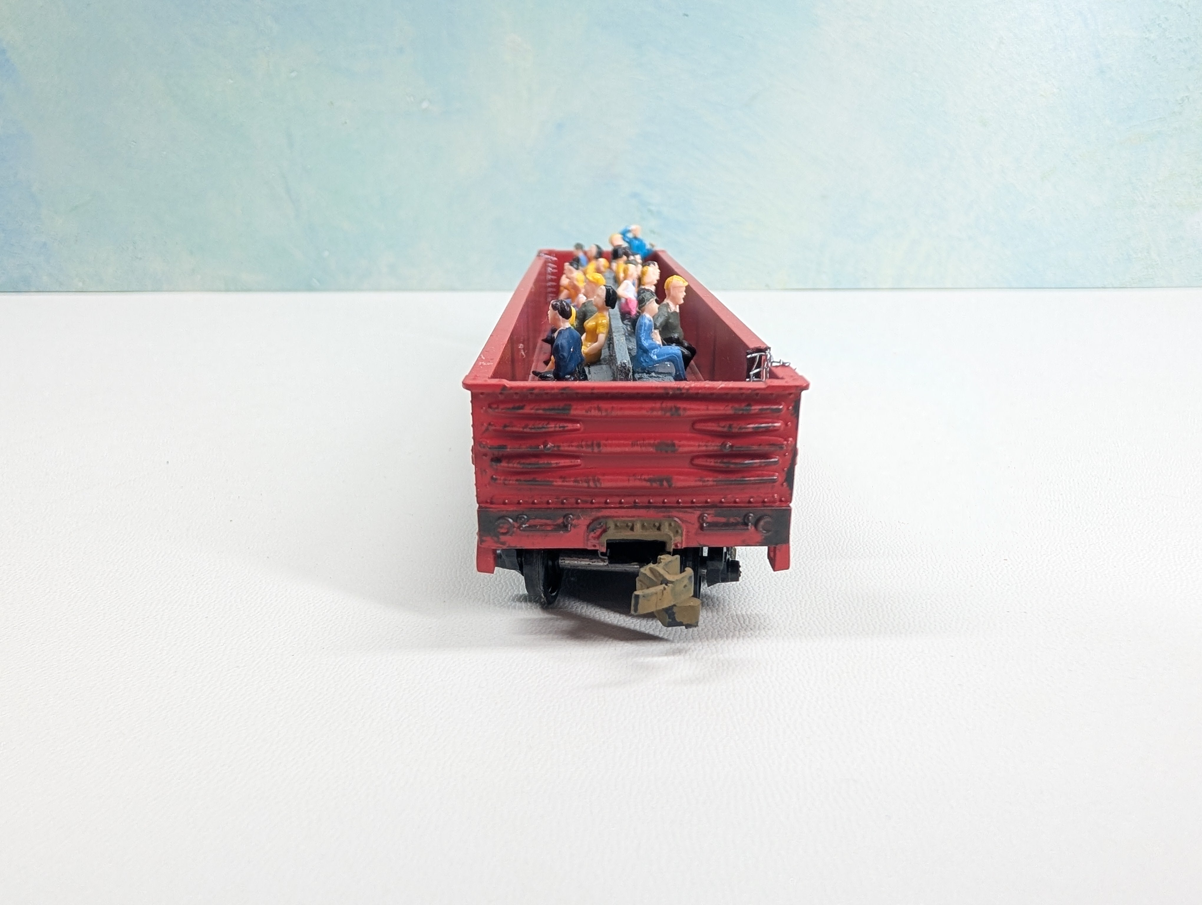 USED Athearn HO Scale Custom 50' Excursion Gondola w/ Passengers CNJ #8031